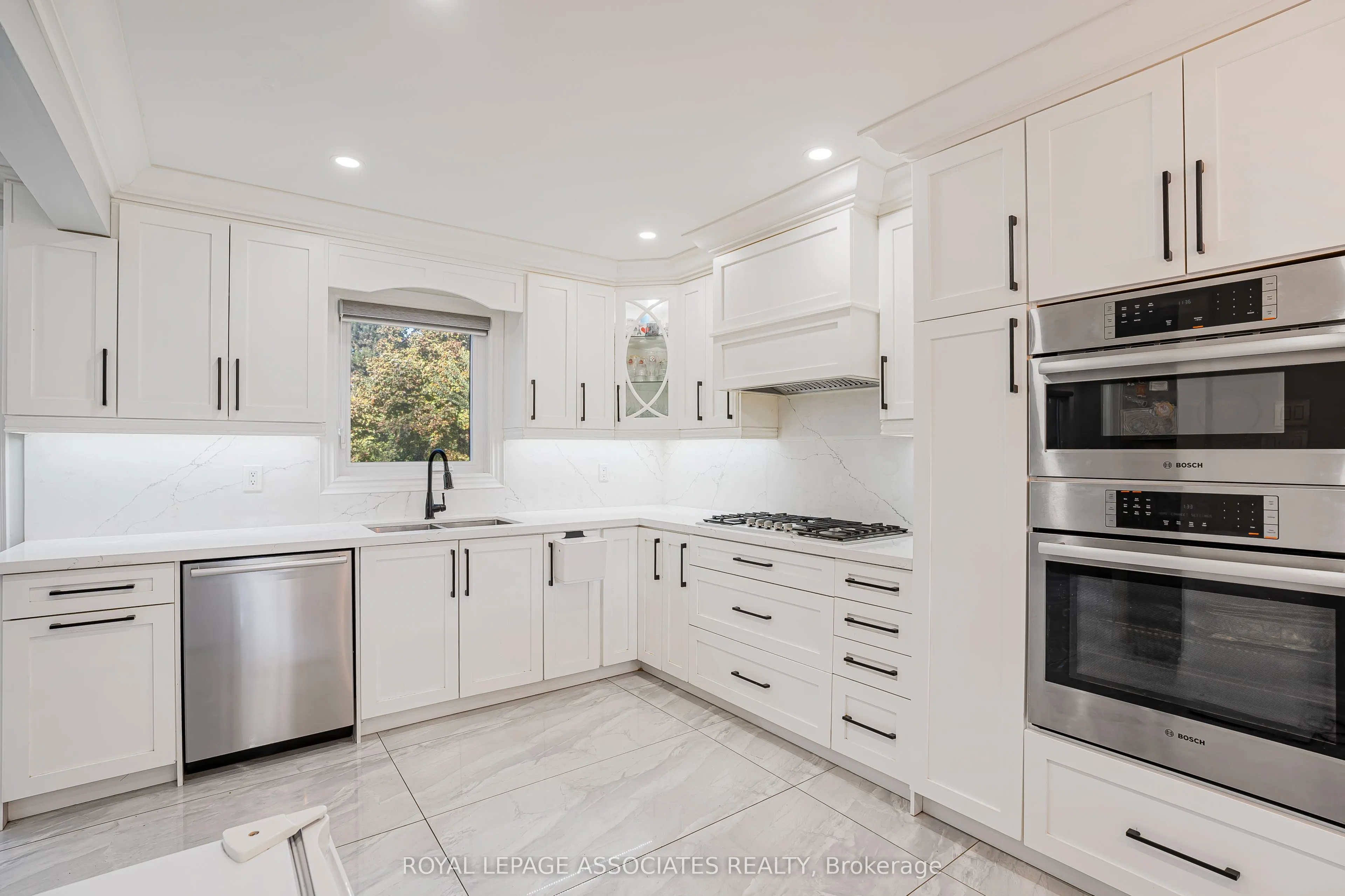 95 Carisbrooke Square