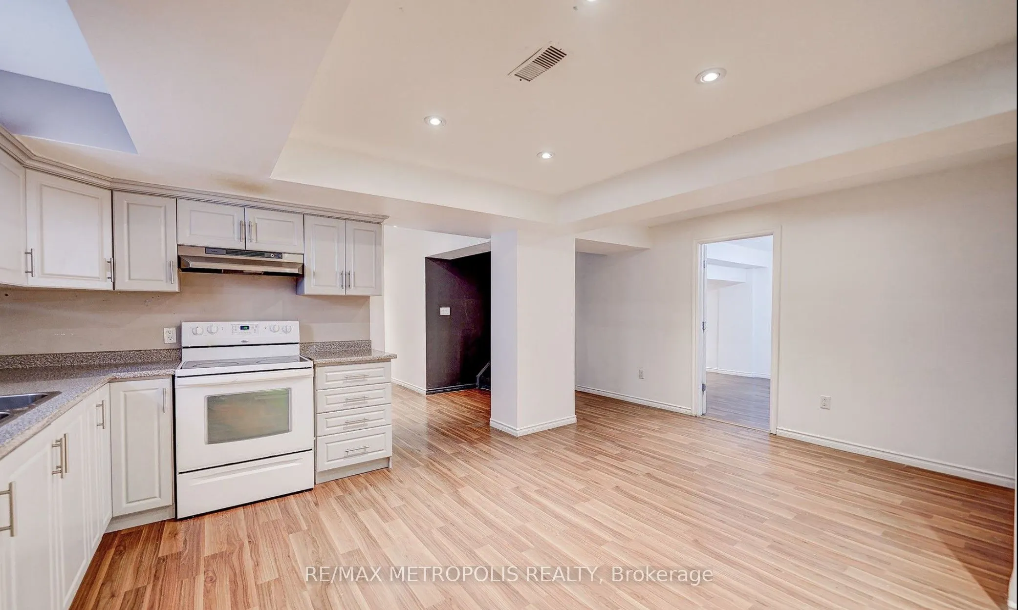 40 Harper-Hill Drive, #Bsmt