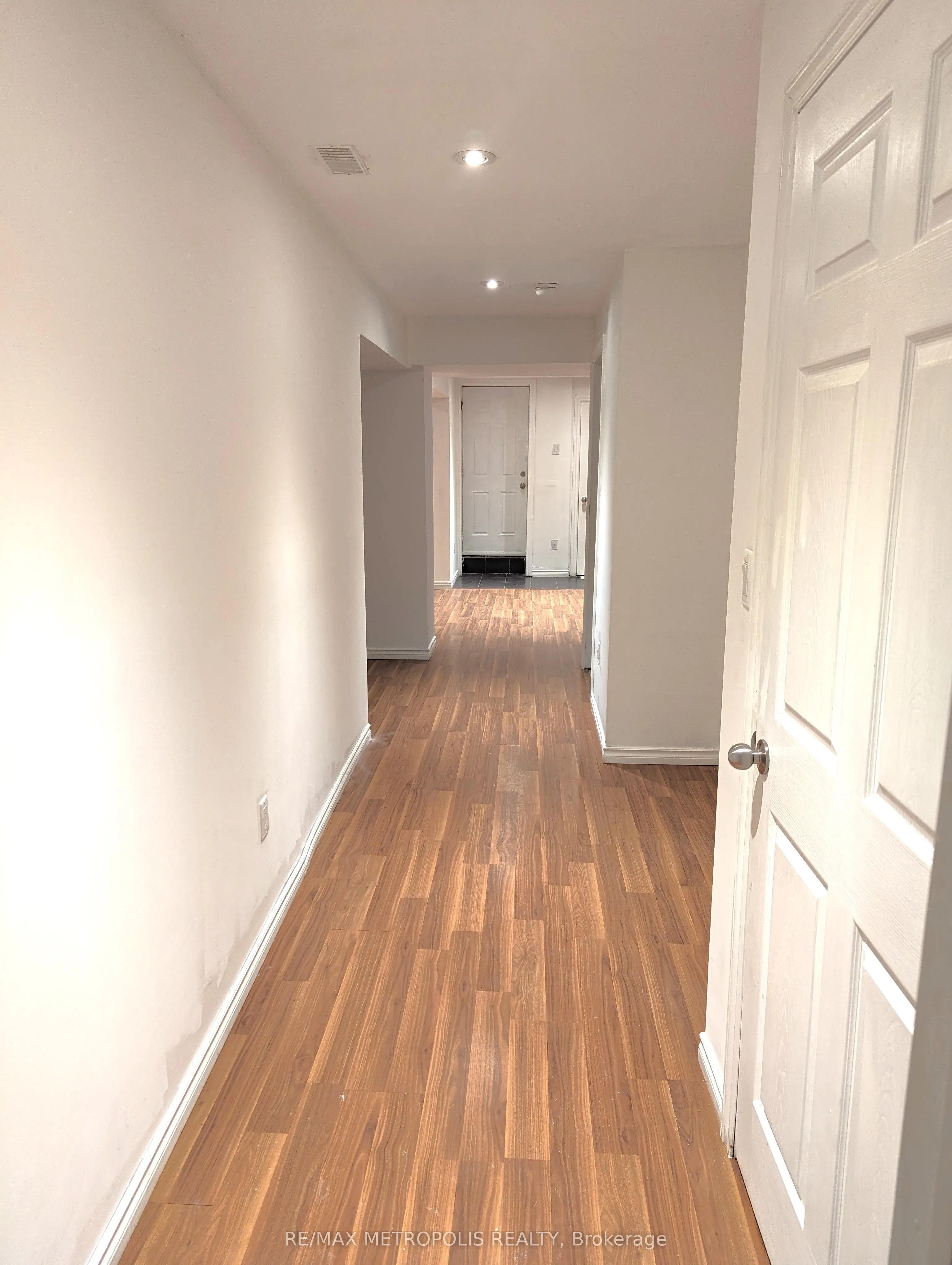 40 Harper-Hill Drive, #Bsmt