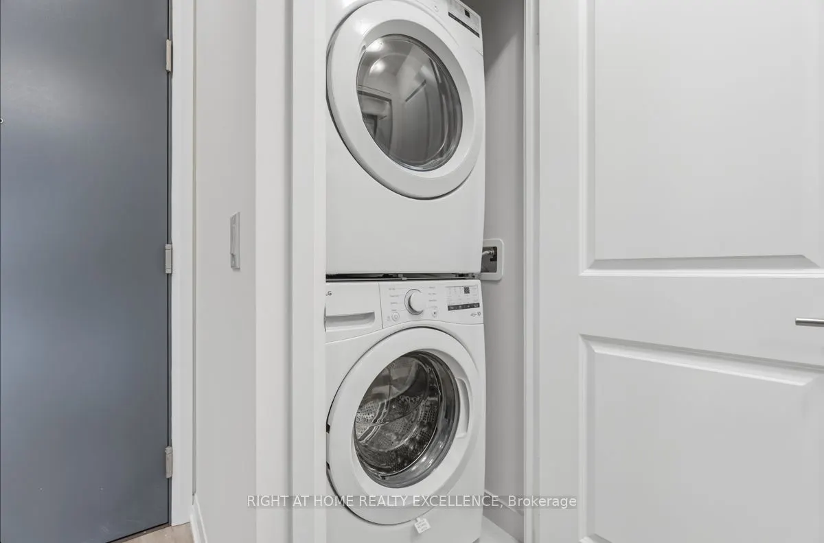 3260 SHEPPARD Avenue E, #804