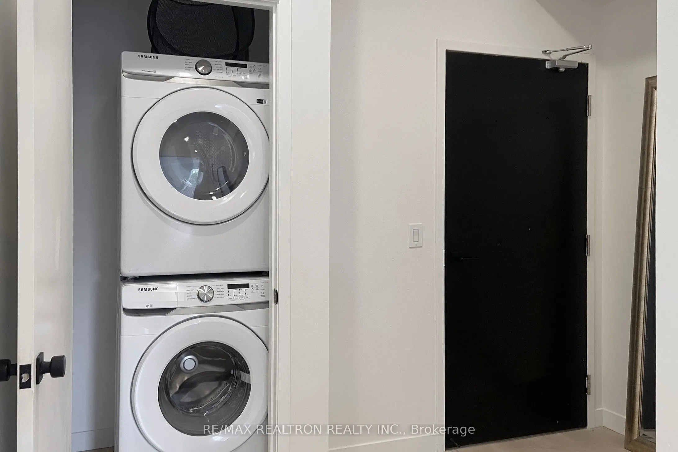 61 Orchard Park Drive, #403