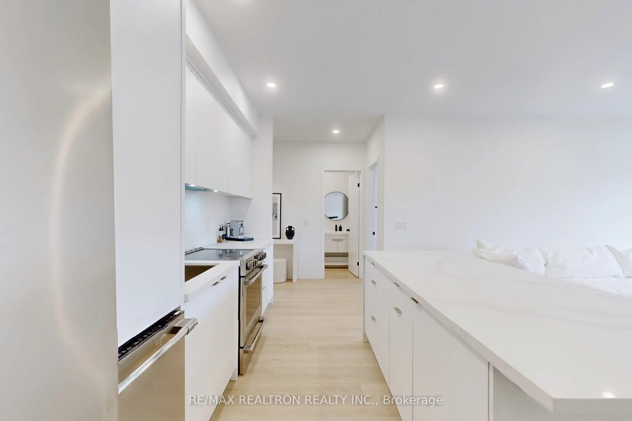 61 Orchard Park Drive, #403