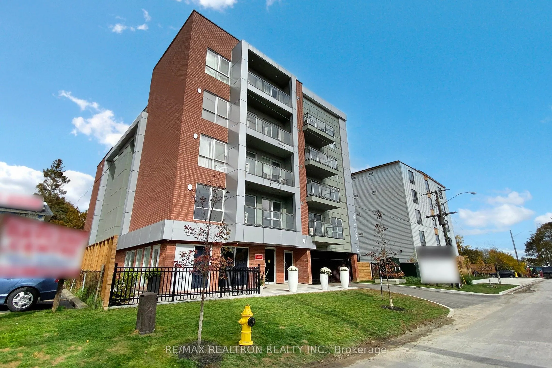 61 Orchard Park Drive, #403