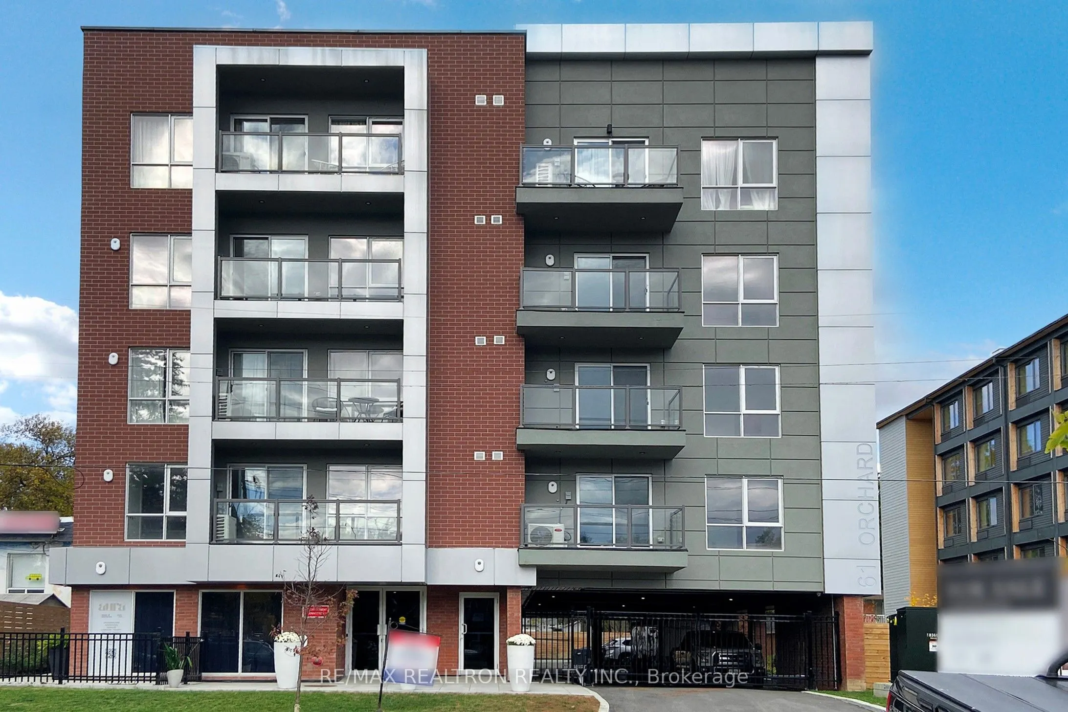 61 Orchard Park Drive, #403