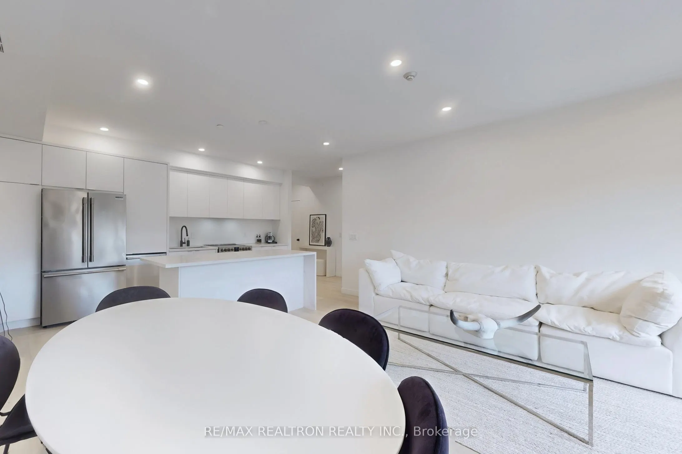 61 Orchard Park Drive, #403