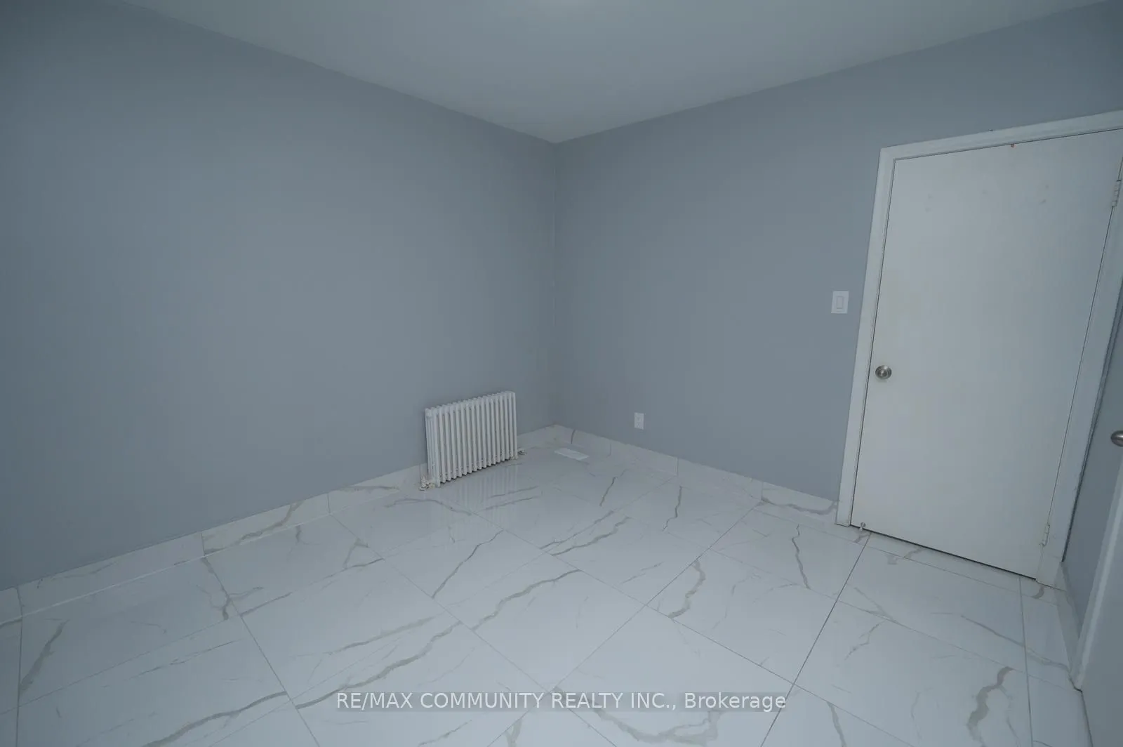 2624 Eglinton Avenue E, #1