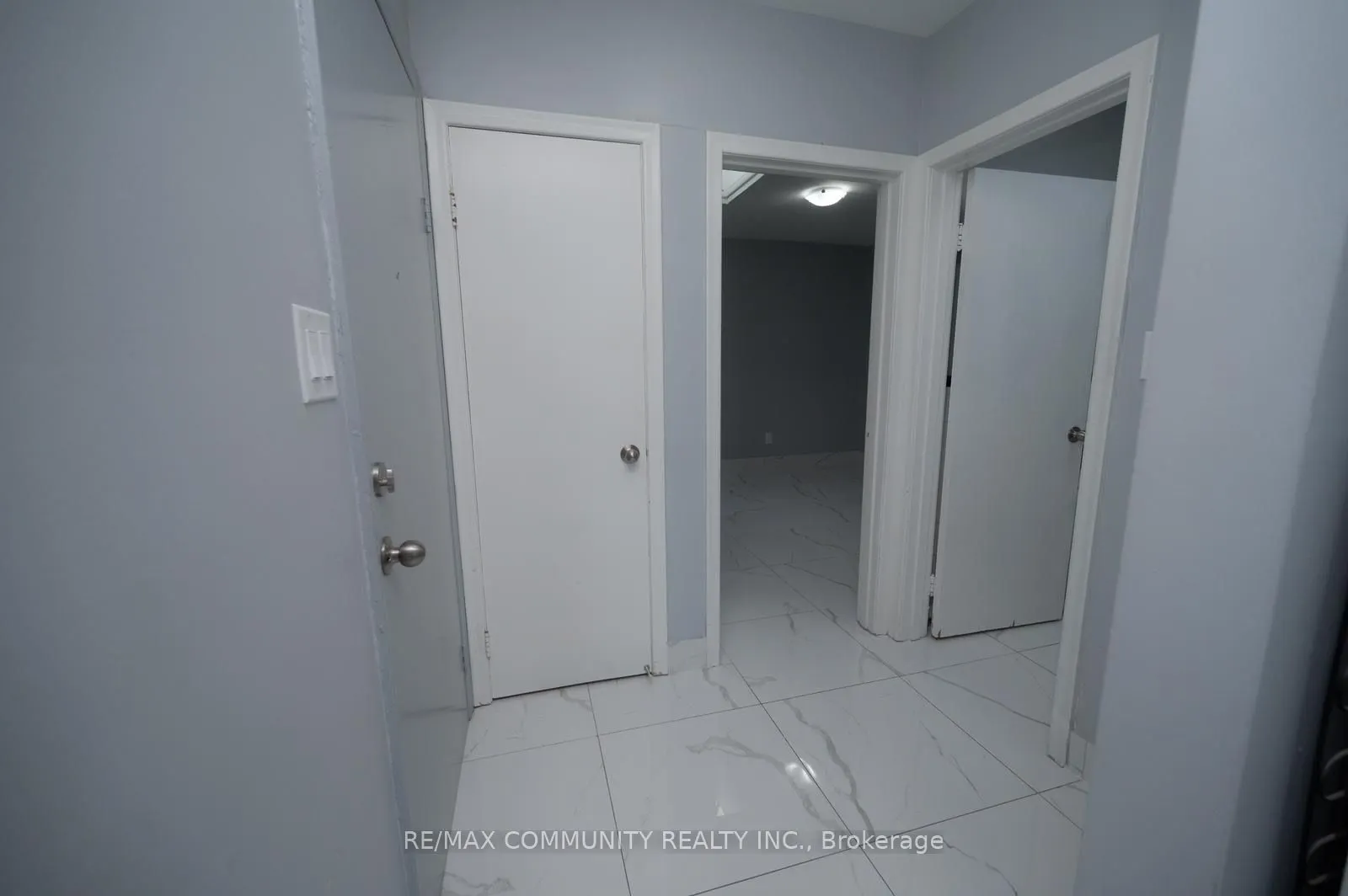 2624 Eglinton Avenue E, #1