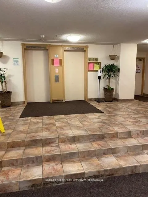 10 Tapscott Road, #1105