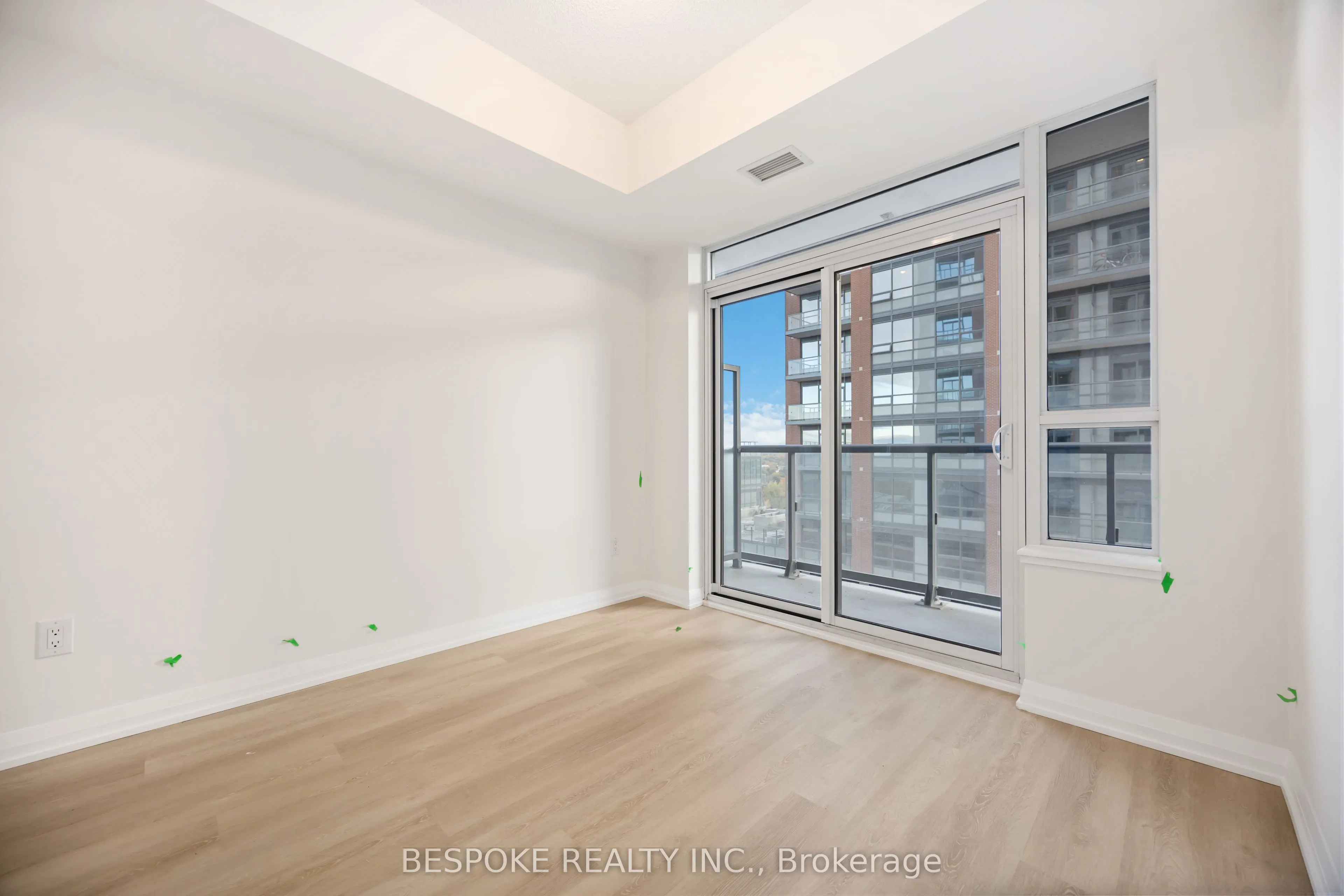 3260 Sheppard Avenue E, #1206