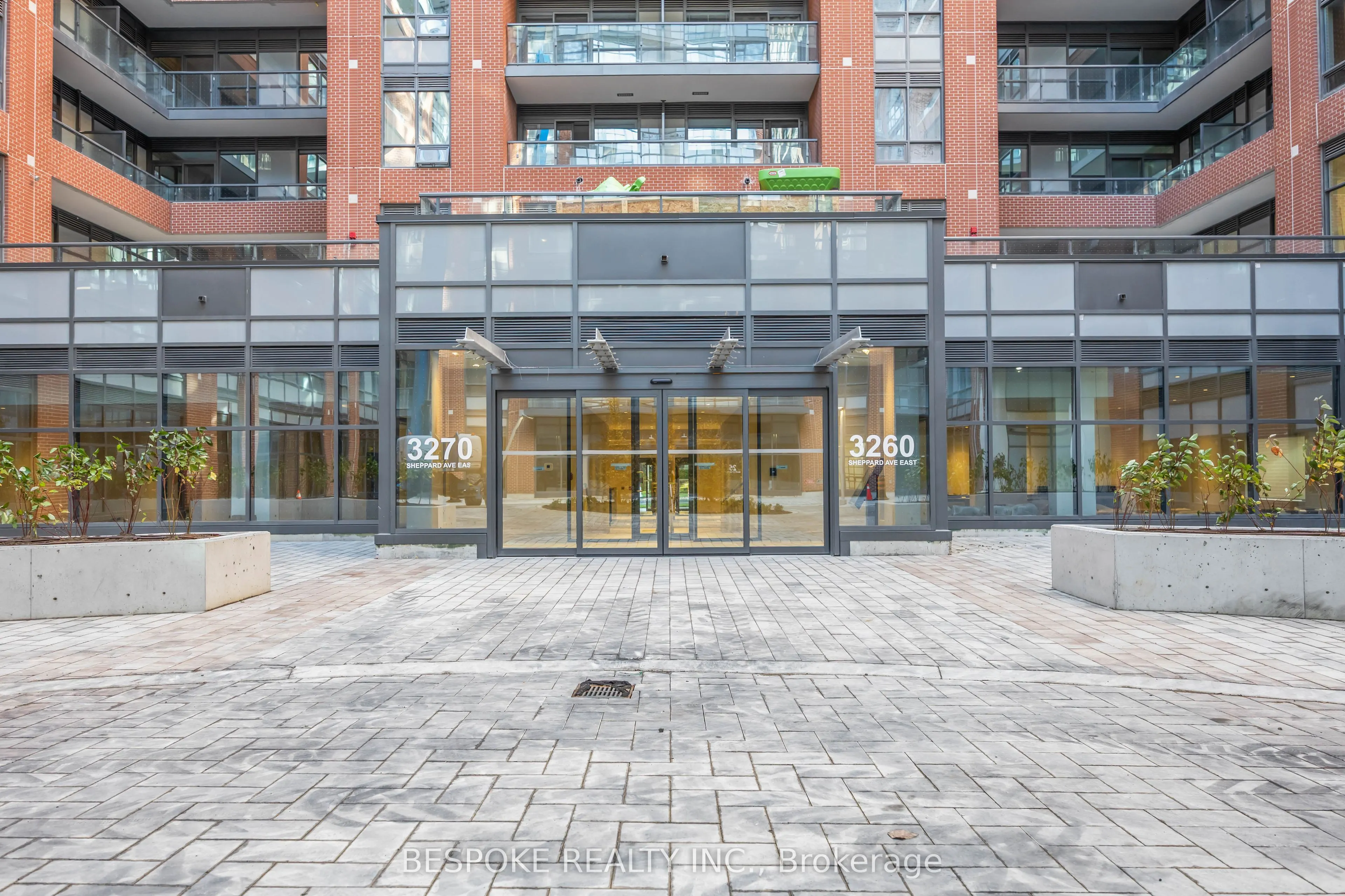 3260 Sheppard Avenue E, #1206