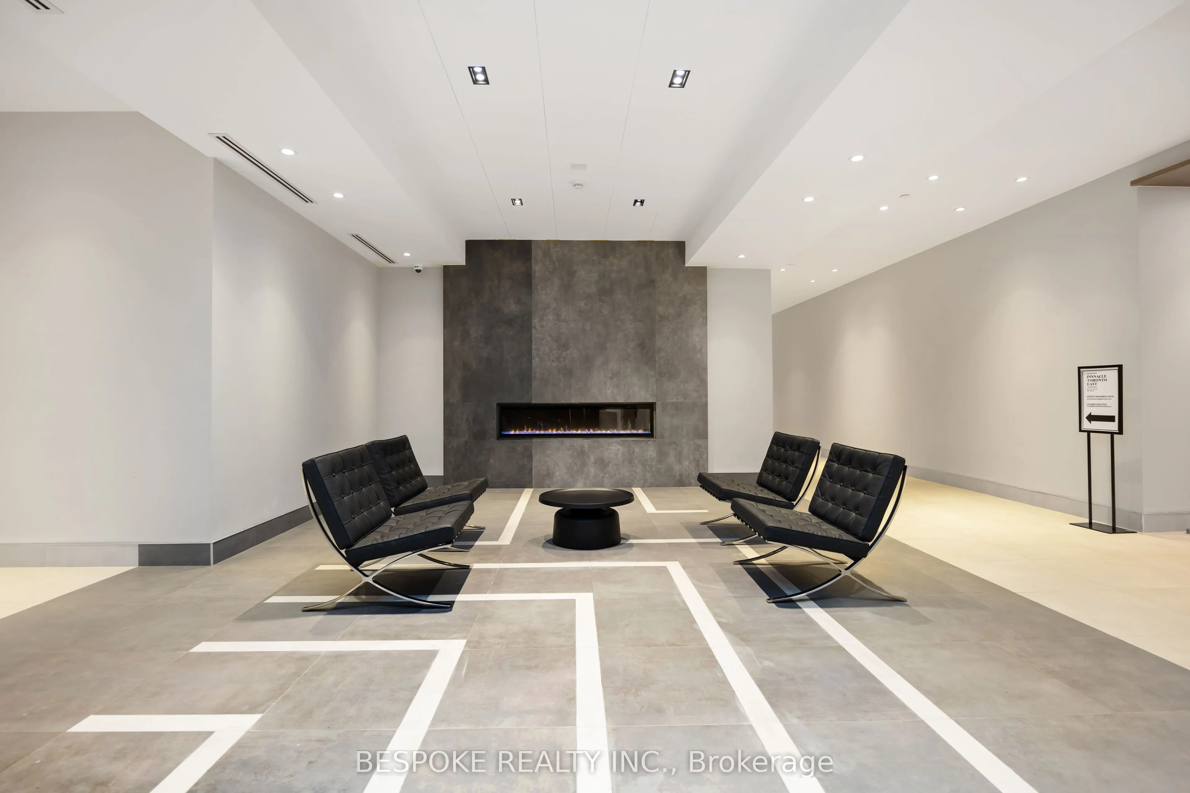 3260 Sheppard Avenue E, #1206