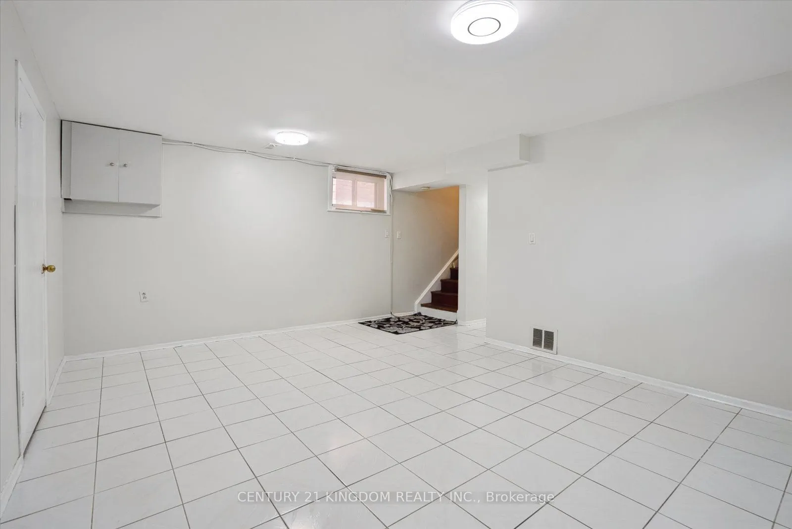 37 Robinson Avenue, #Lower