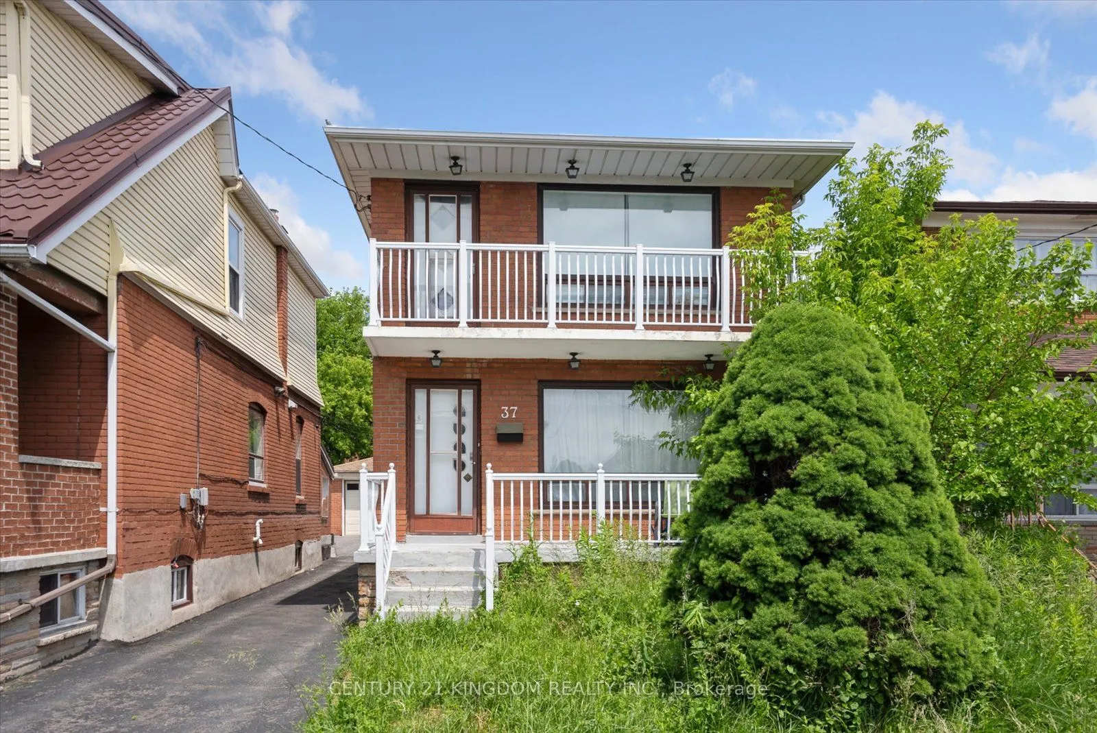 37 Robinson Avenue, #Lower