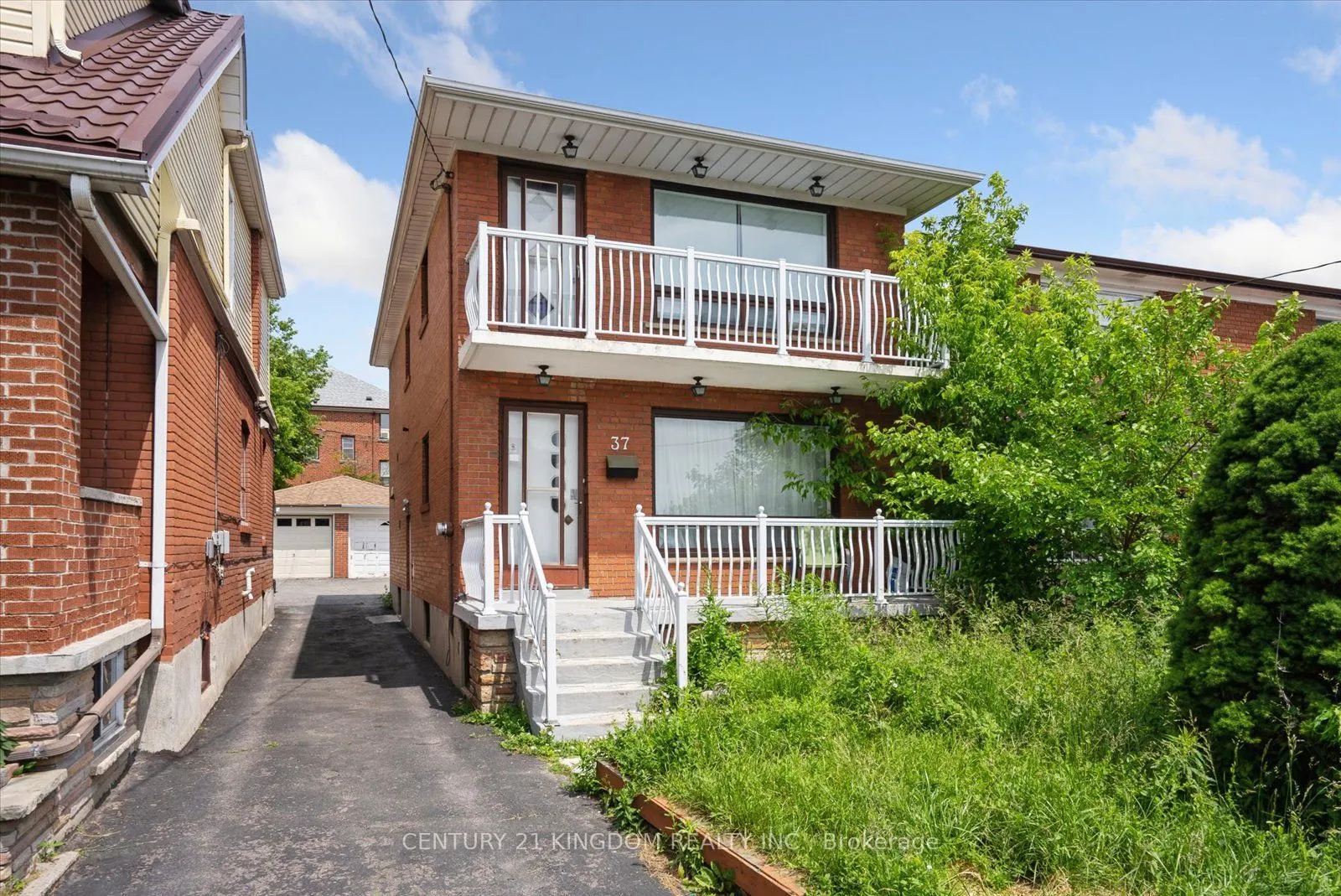 37 Robinson Avenue, #Lower