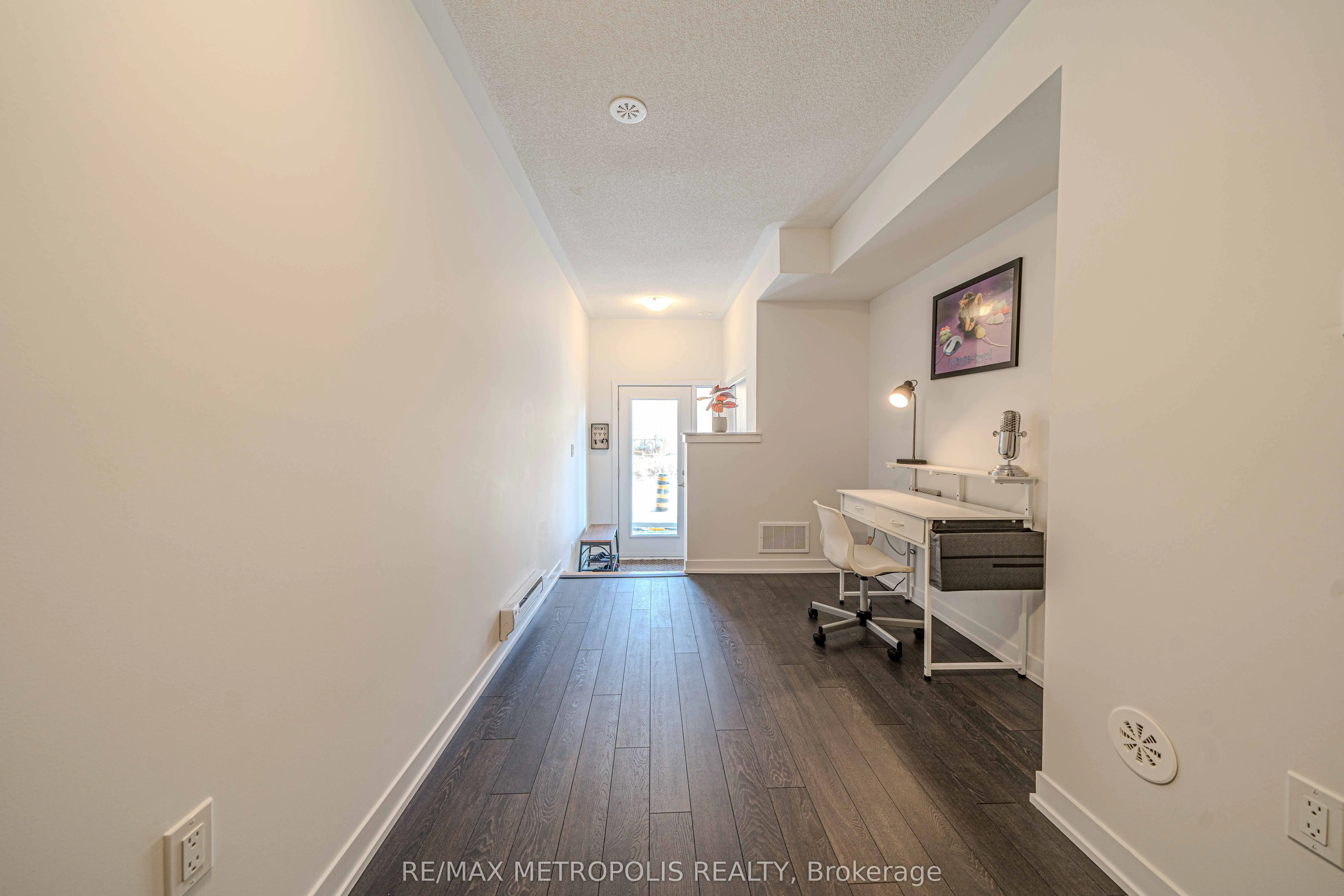 1865 Pickering Parkway, #606