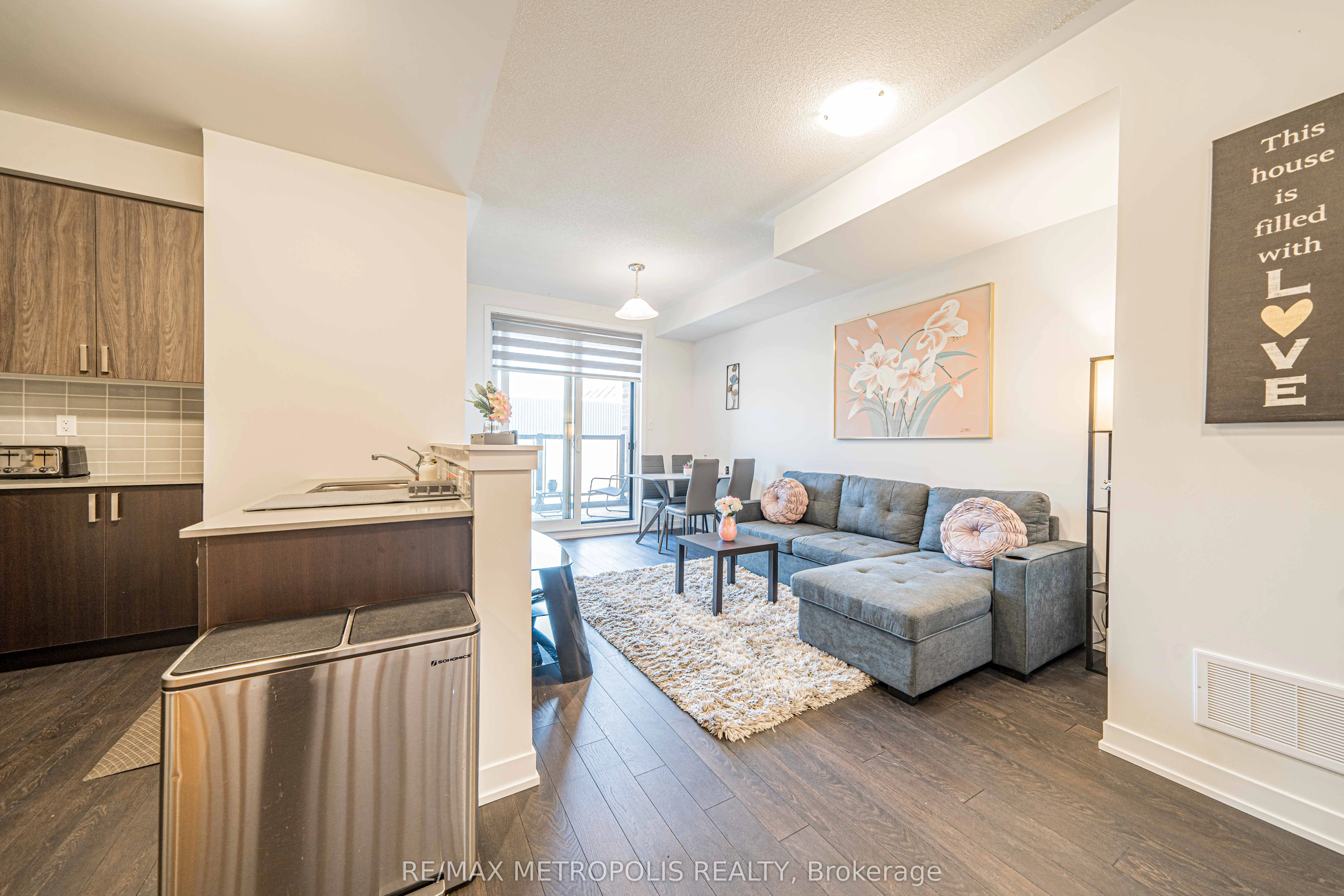 1865 Pickering Parkway, #606