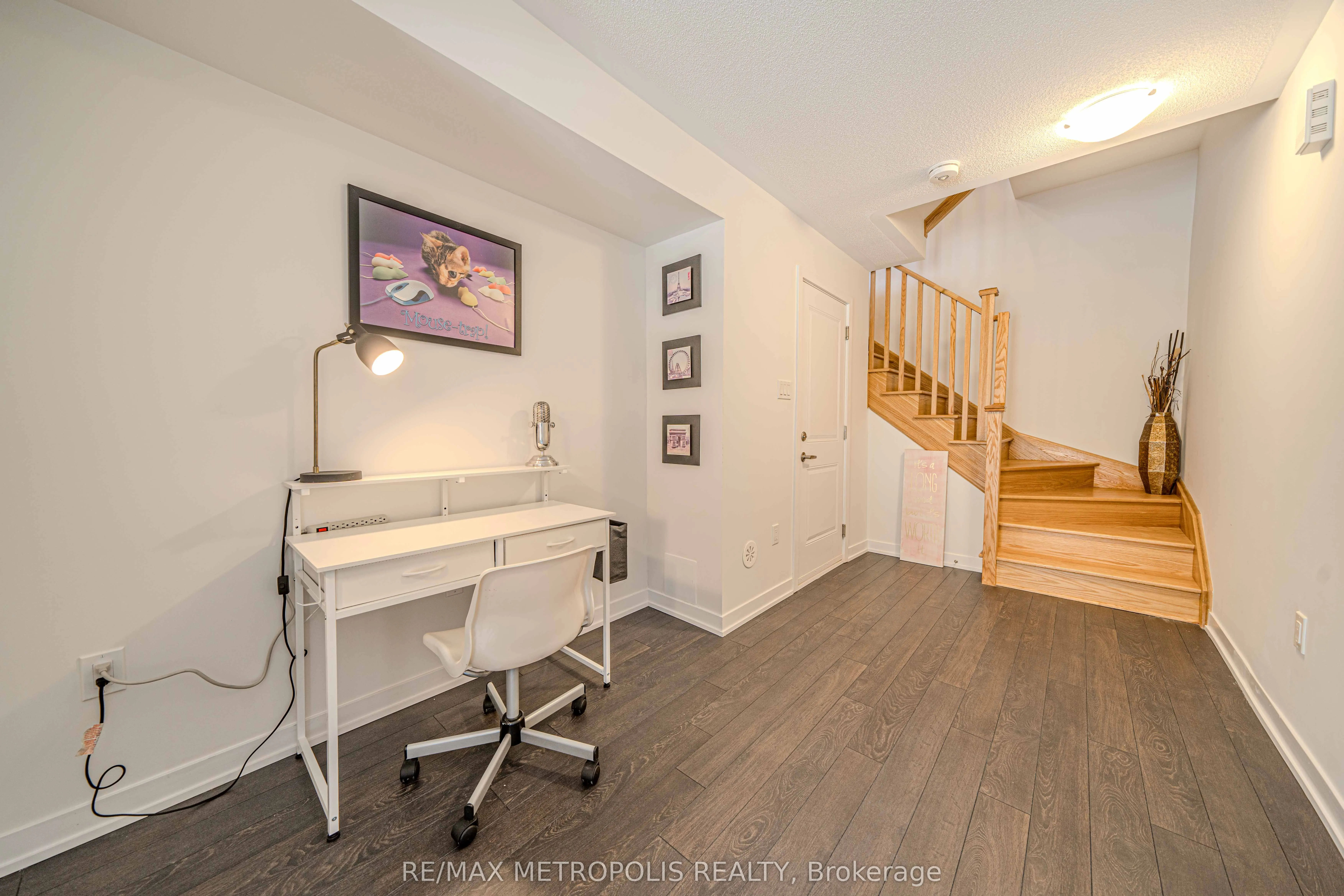 1865 Pickering Parkway, #606