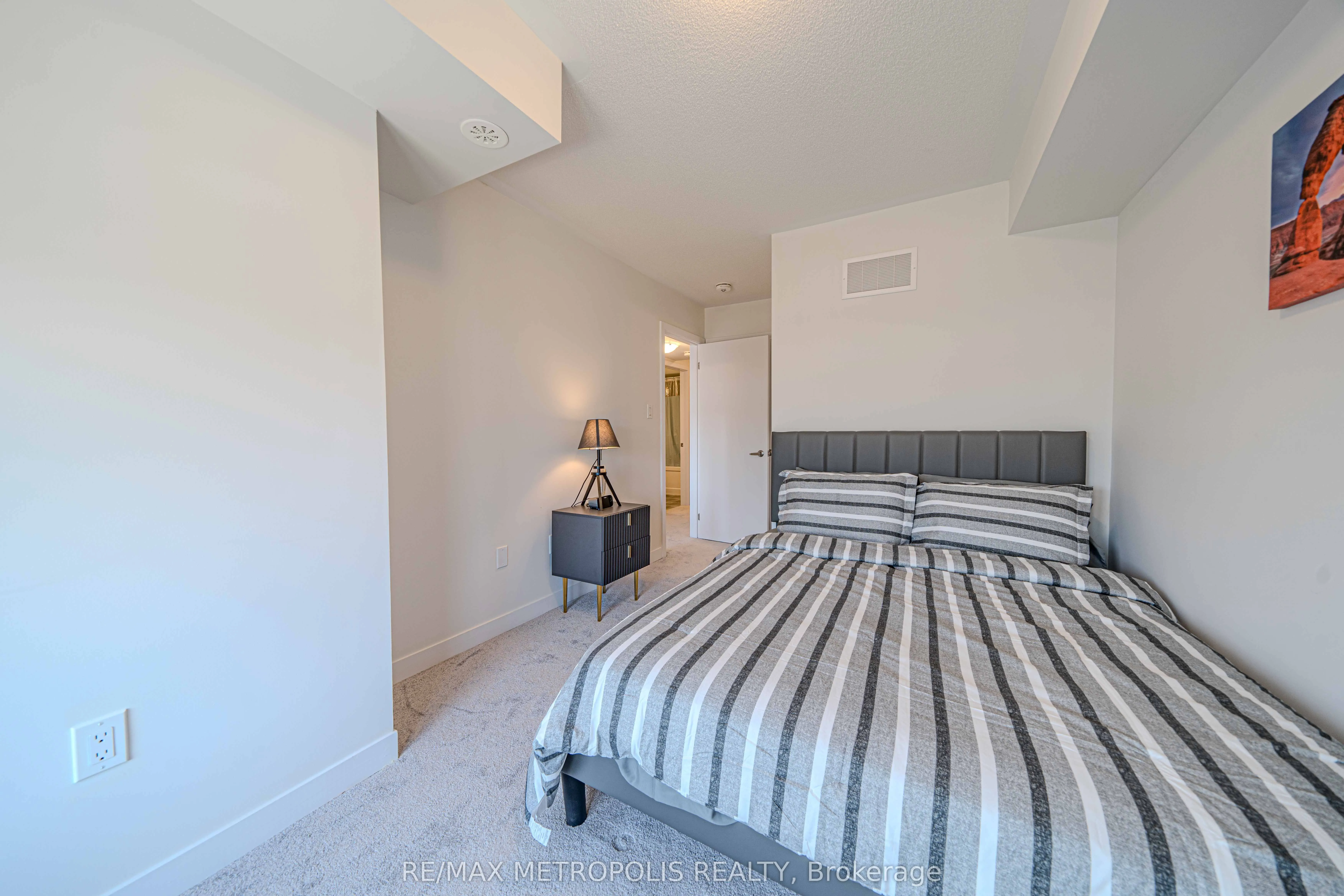 1865 Pickering Parkway, #606