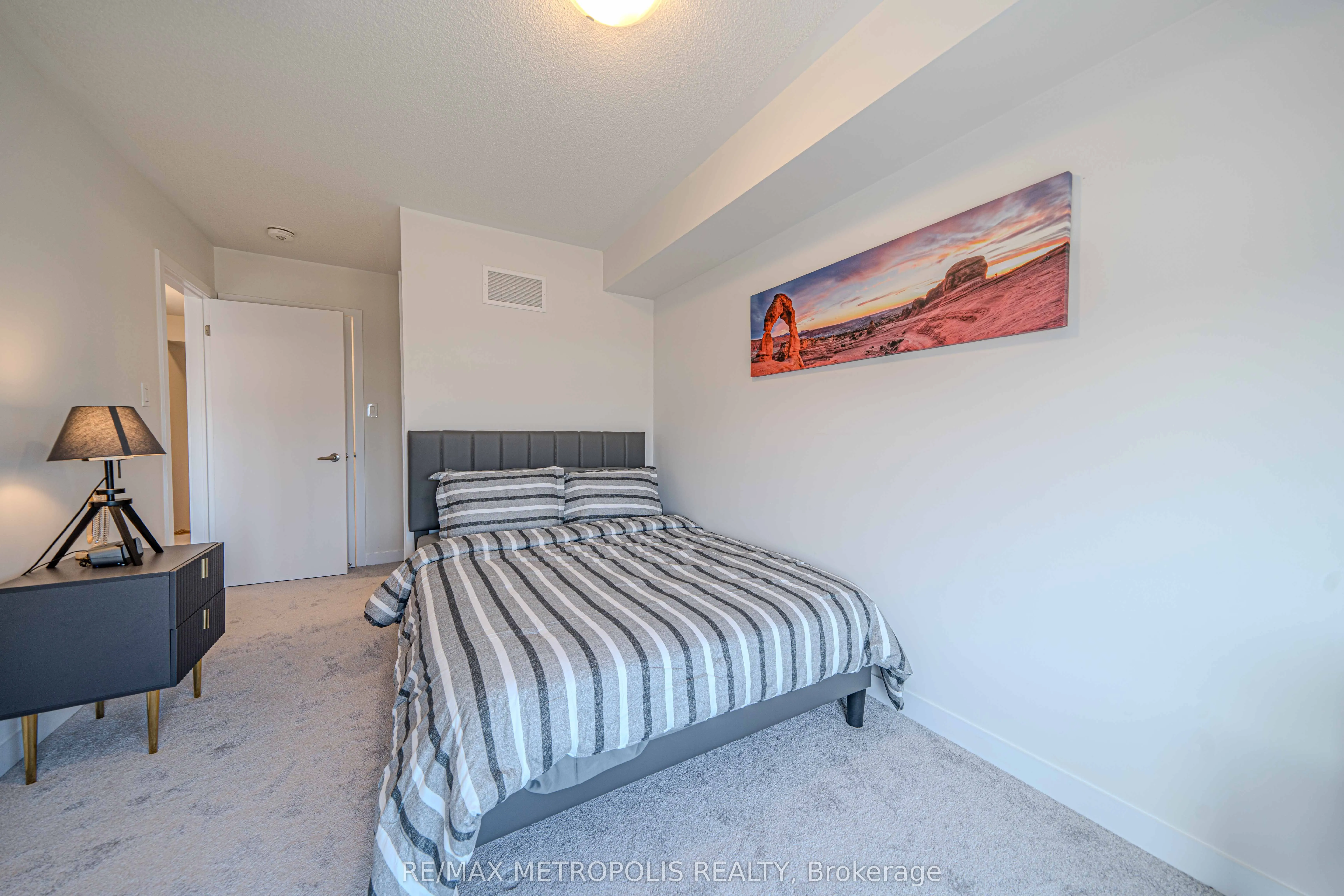 1865 Pickering Parkway, #606