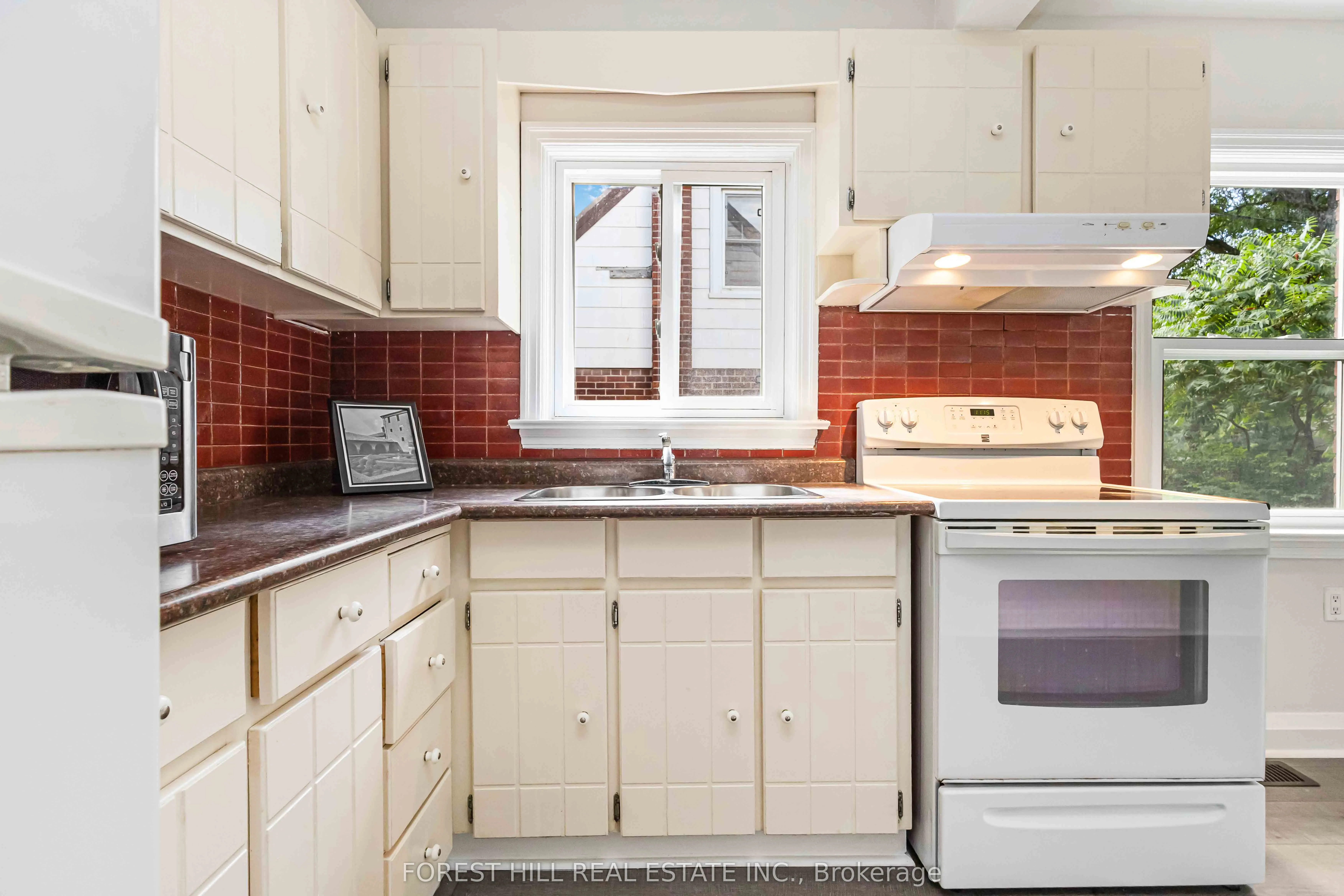 23 Kingswell Crescent