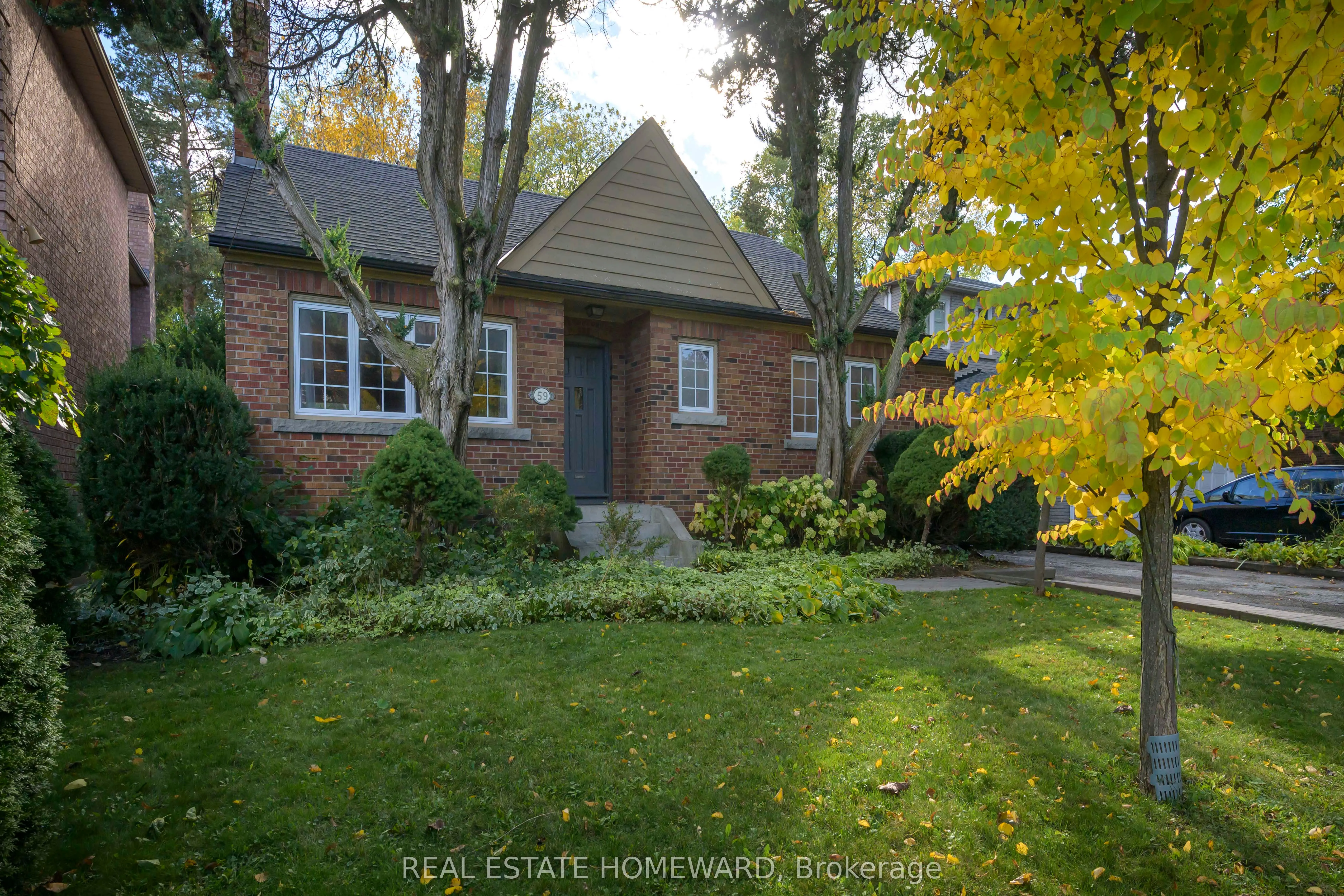 59 Parkview Hill Crescent