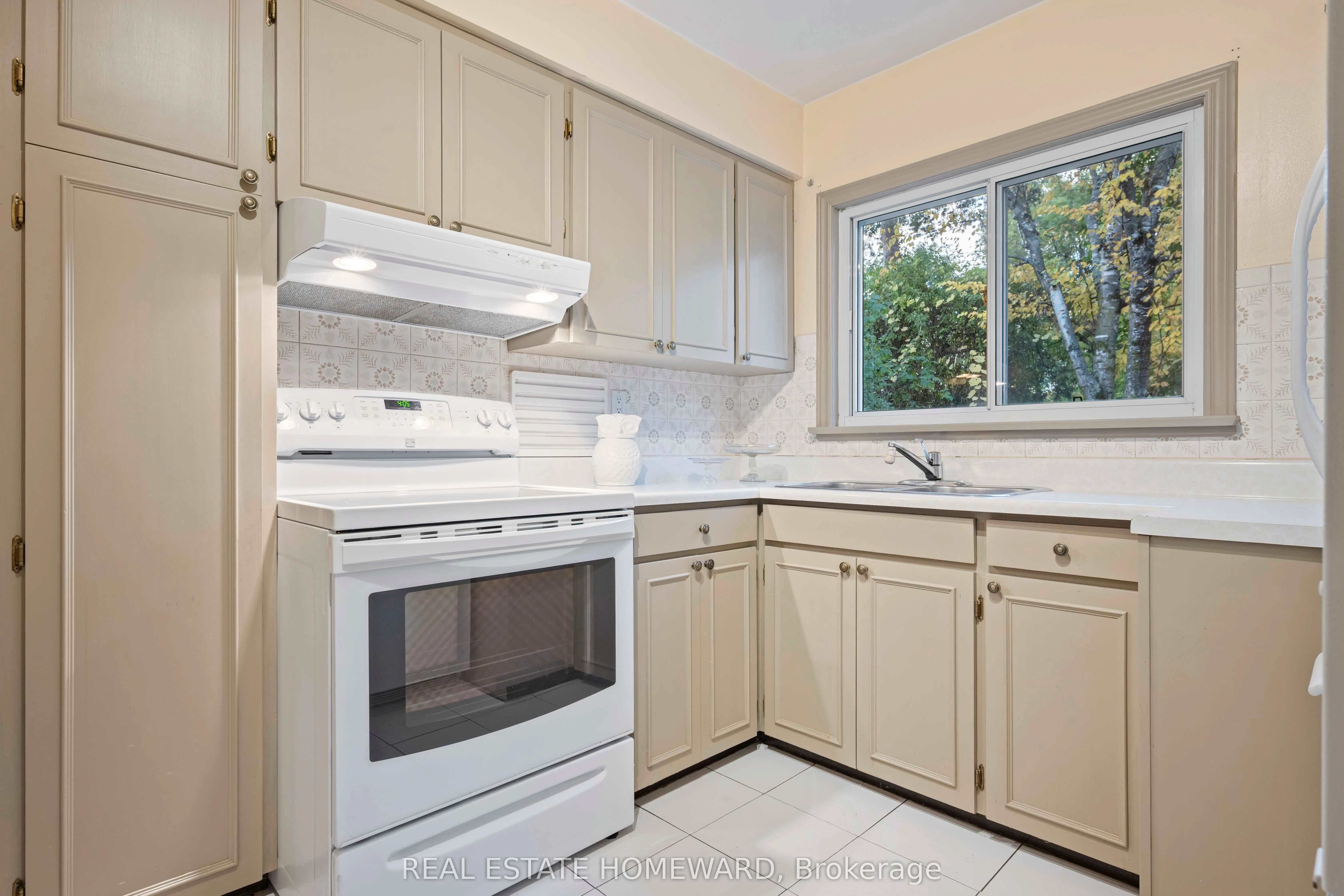 59 Parkview Hill Crescent