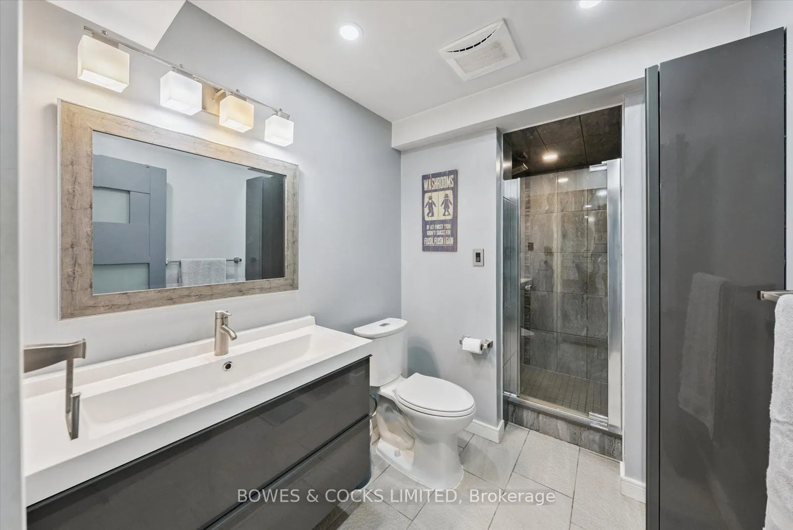 4588 Paynes Crescent