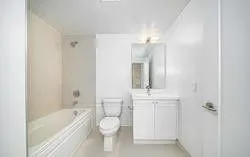 2550 Simcoe Street N, #1211