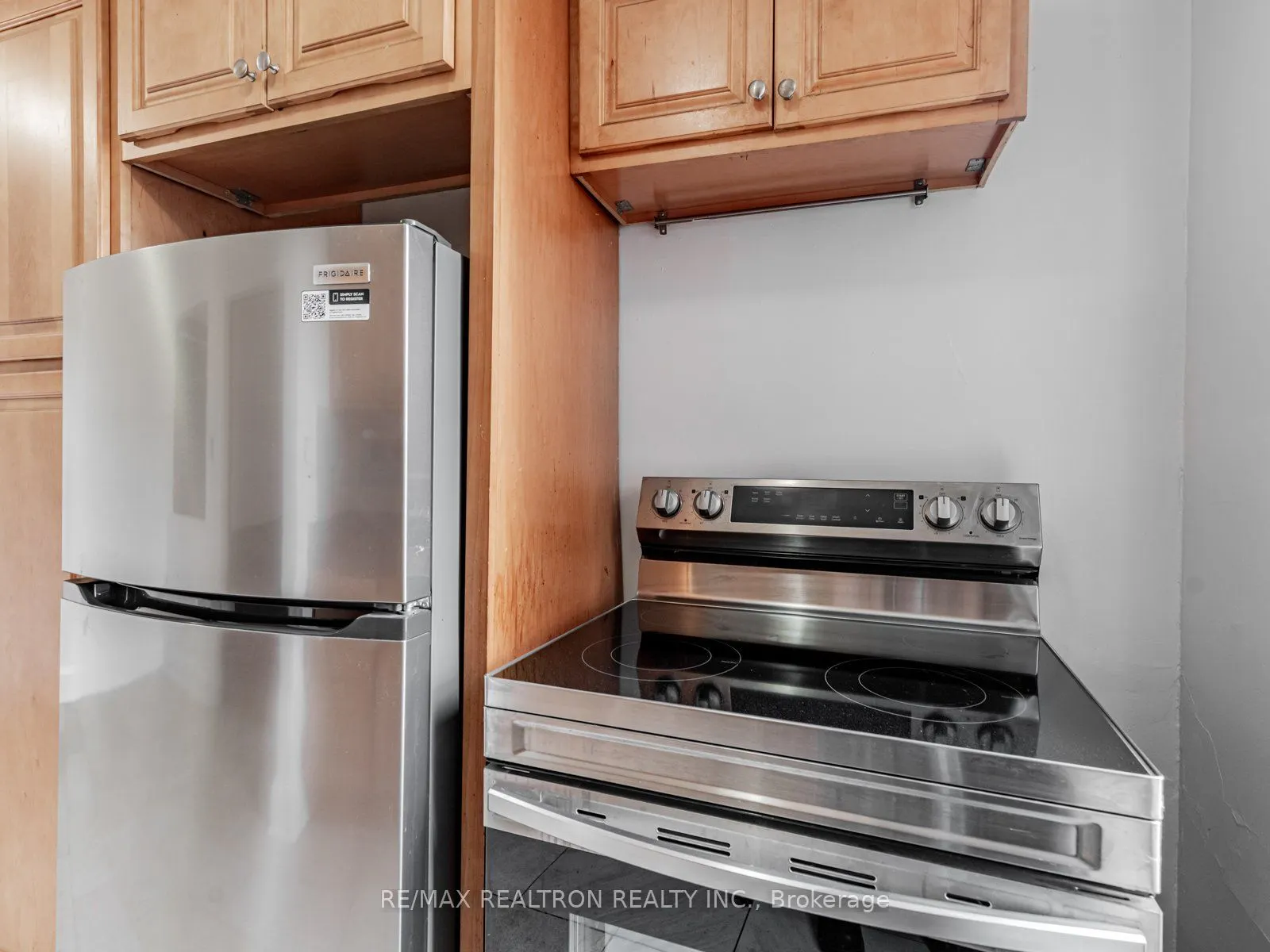 10 Kingston Road, #84