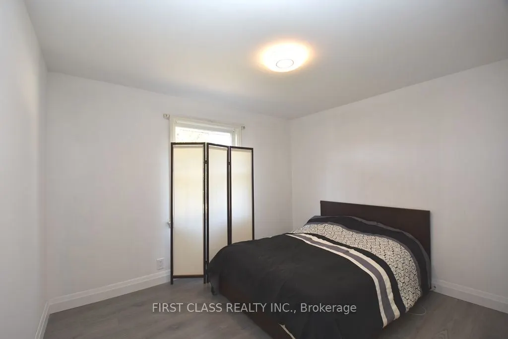 152 Eastmount Street