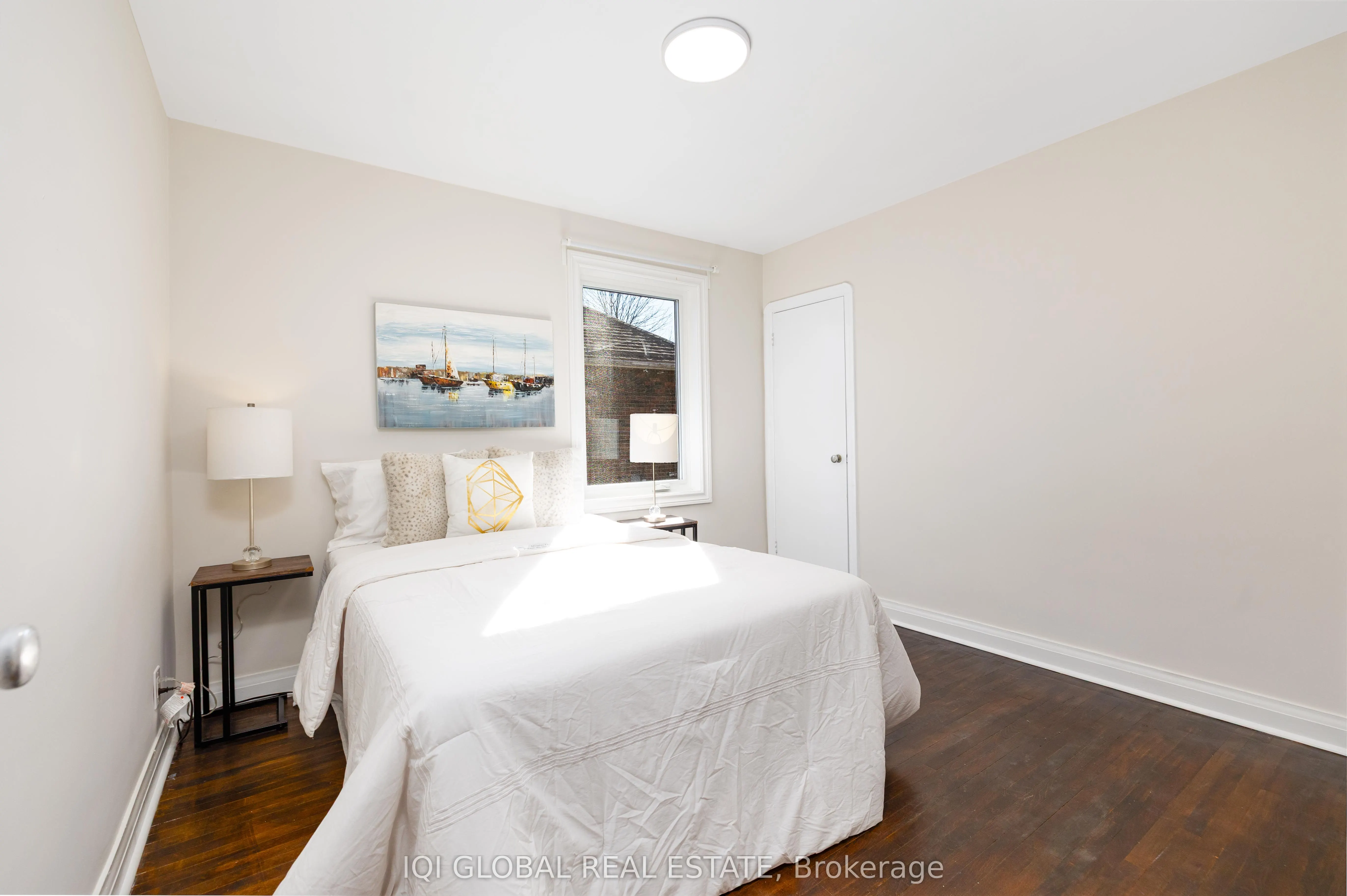 102 Central Park Boulevard S