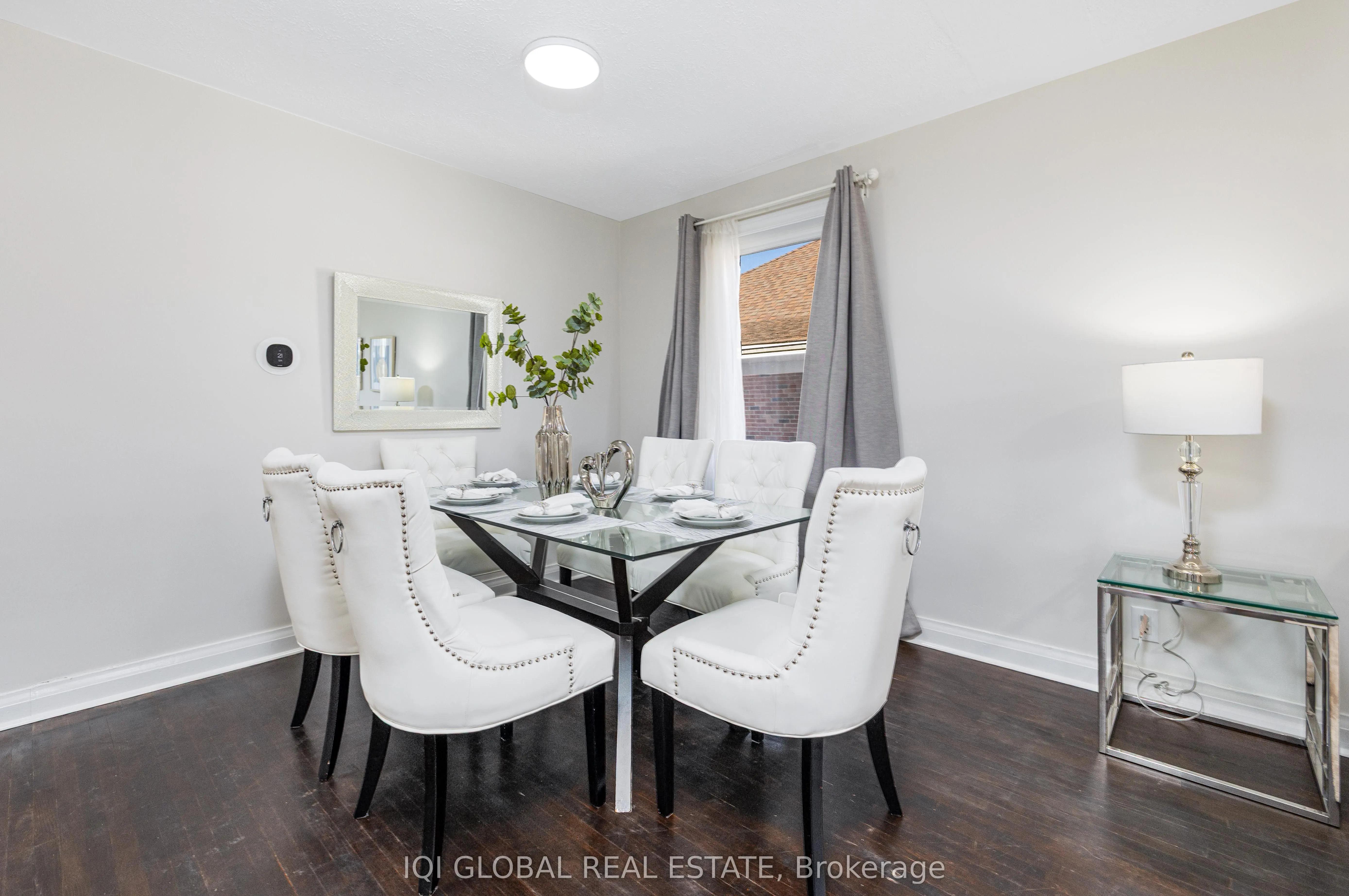 102 Central Park Boulevard S