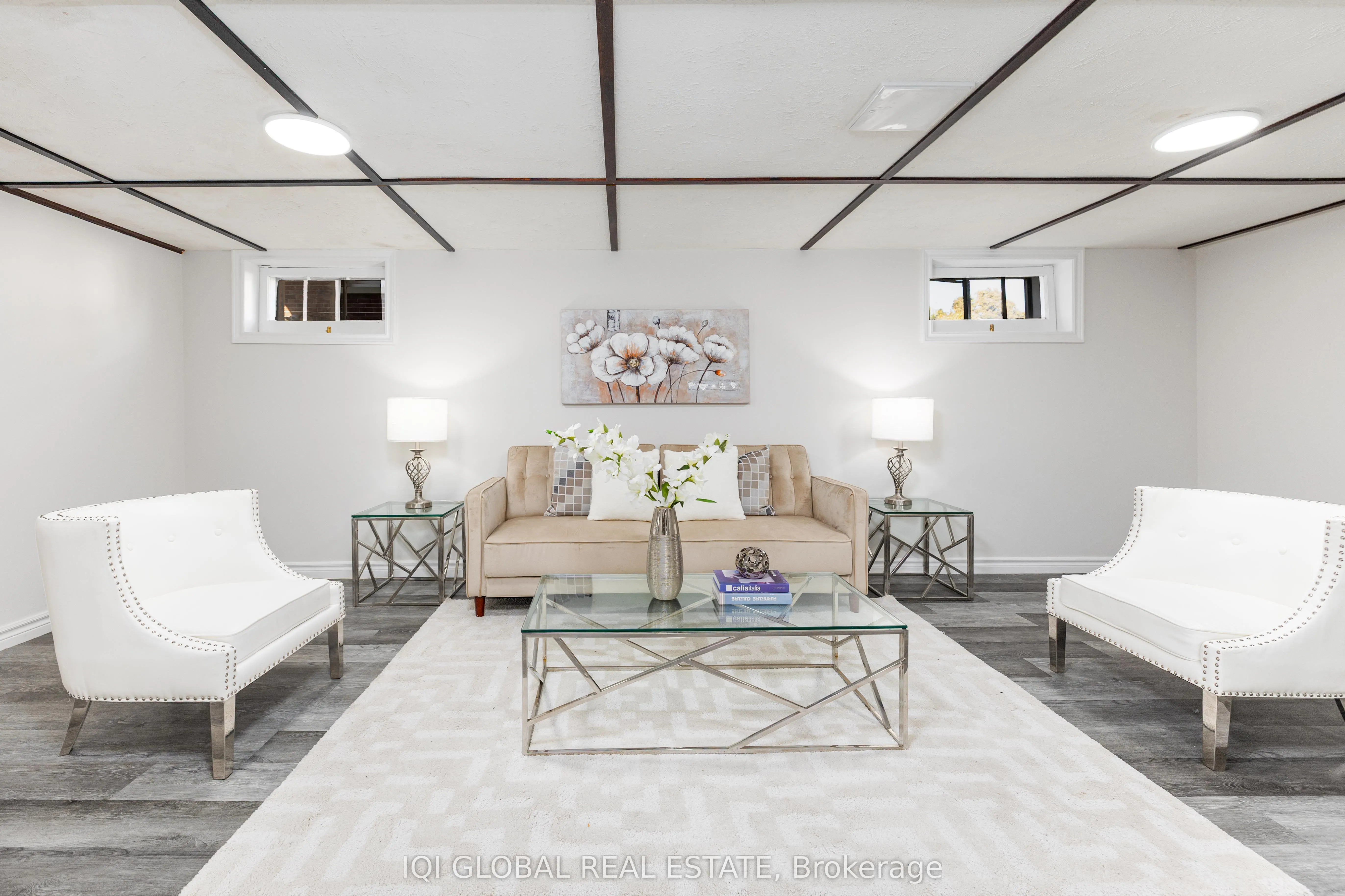 102 Central Park Boulevard S