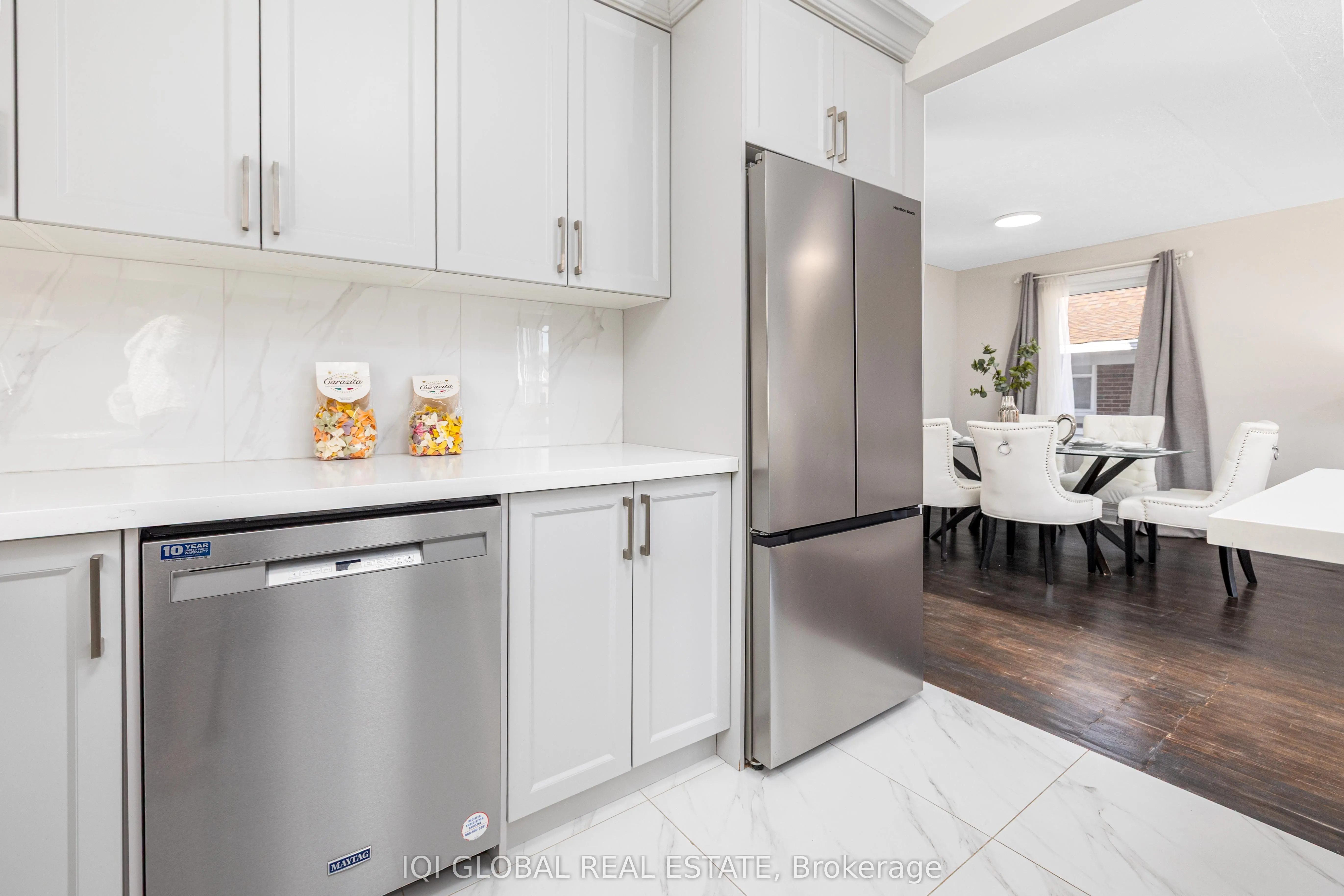 102 Central Park Boulevard S