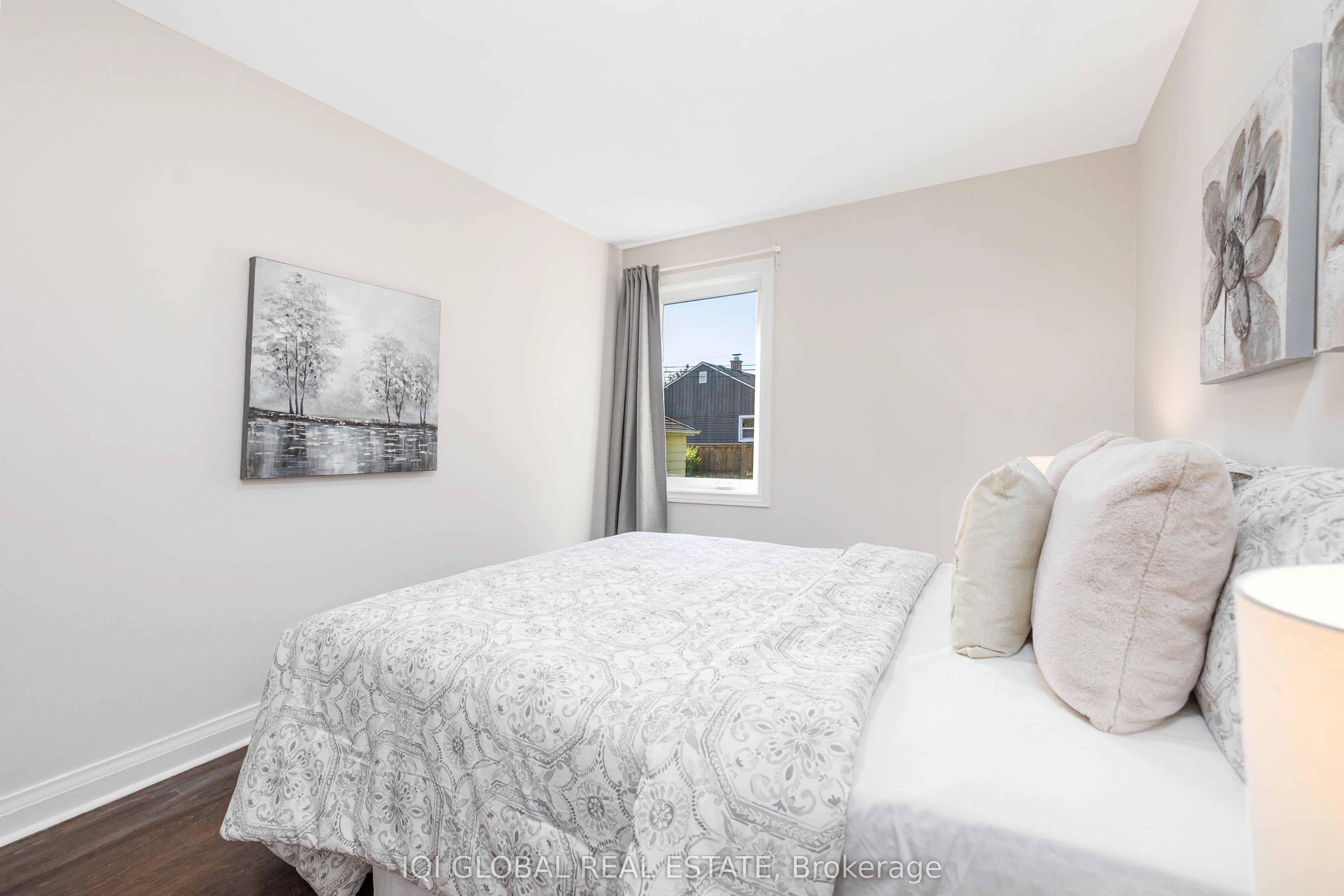 102 Central Park Boulevard S