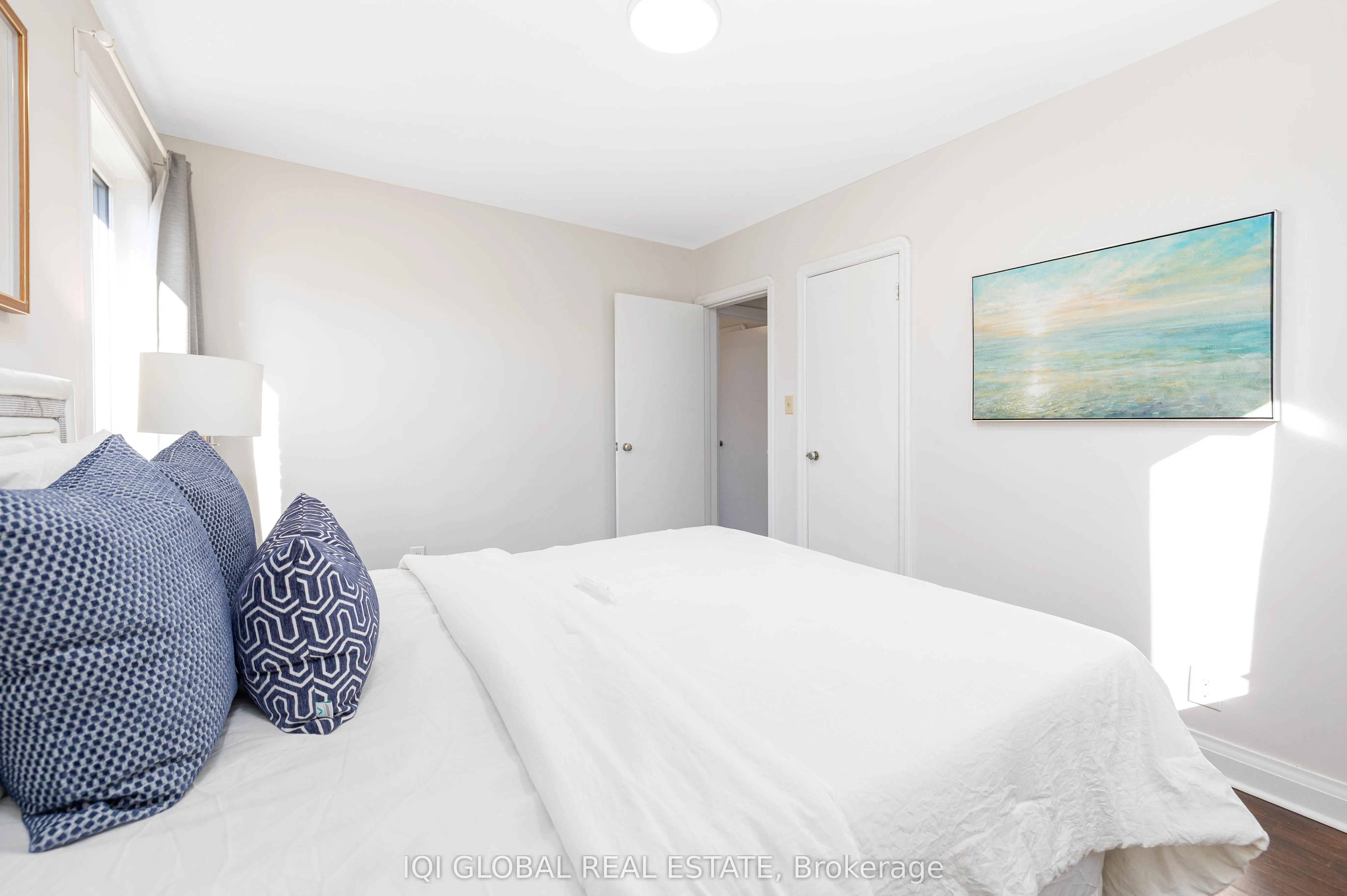 102 Central Park Boulevard S