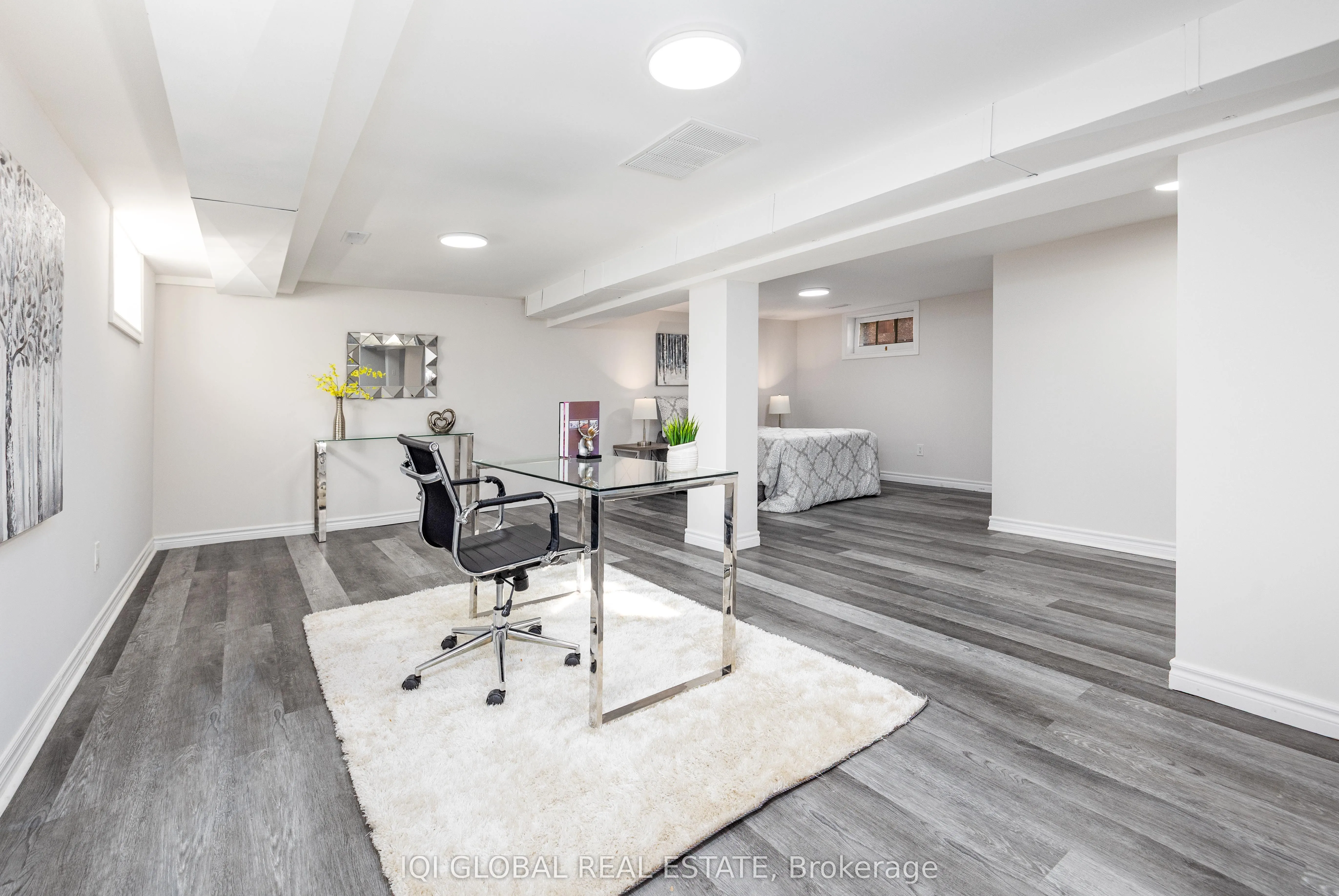 102 Central Park Boulevard S