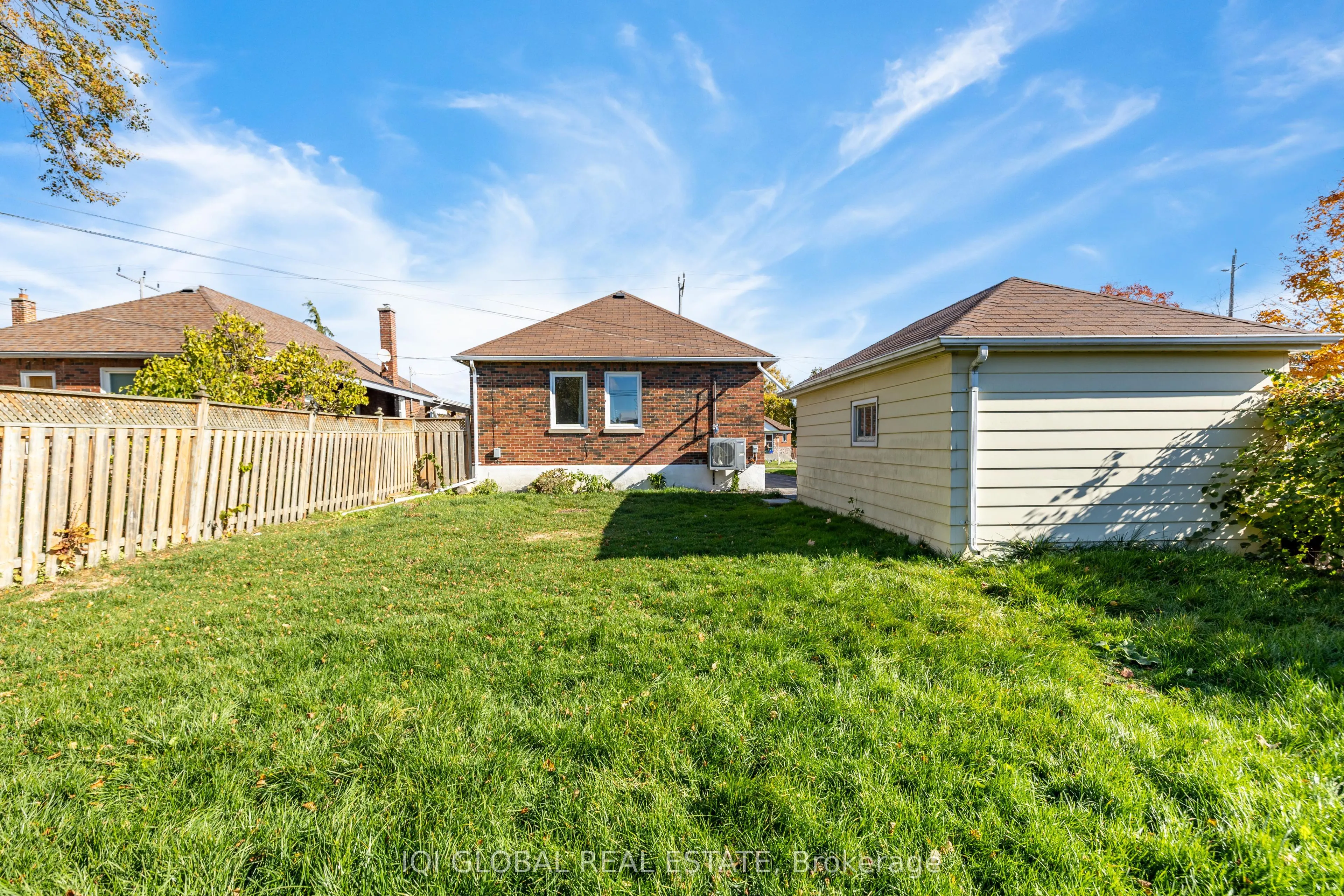 102 Central Park Boulevard S