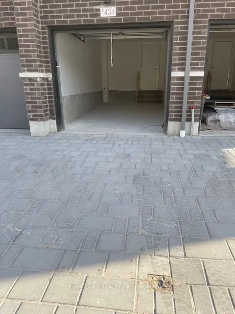 1695 Dersan Street, #1404