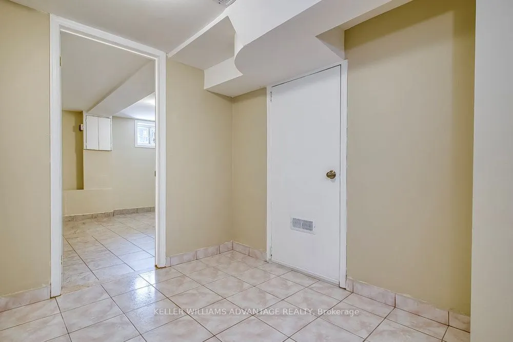 218 Broadview Avenue, #Lower