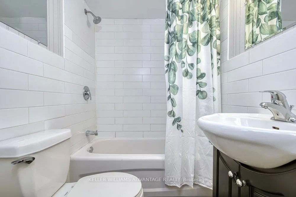 218 Broadview Avenue, #Lower