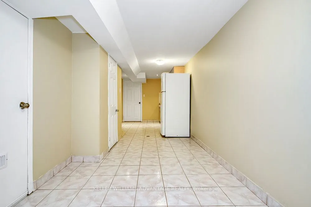 218 Broadview Avenue, #Lower