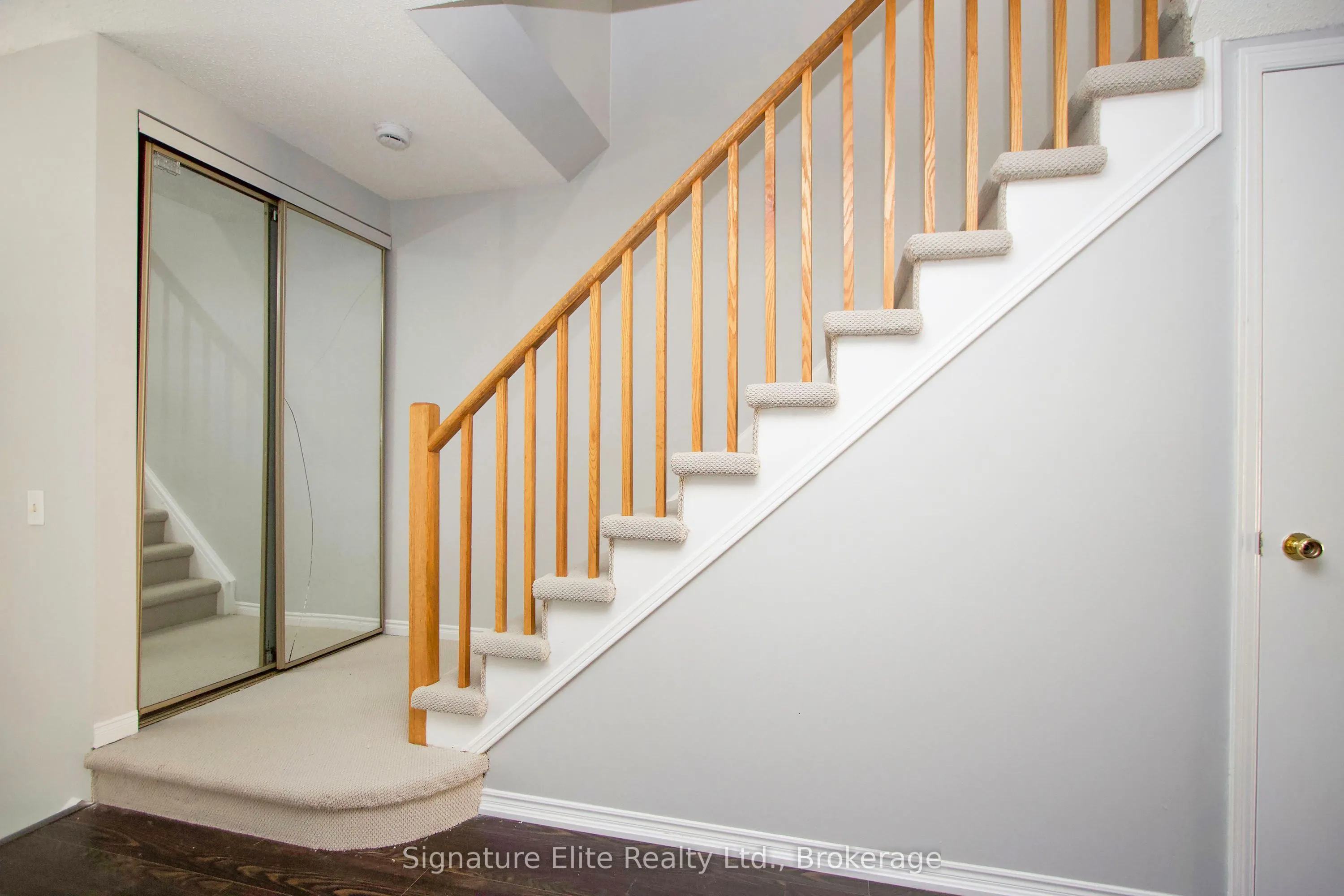 10 Bassett Boulevard, #9