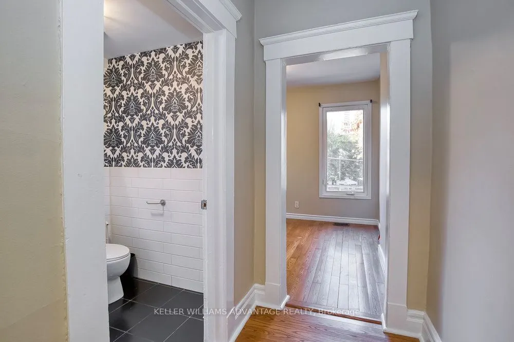 218 Broadview Avenue, #Upper