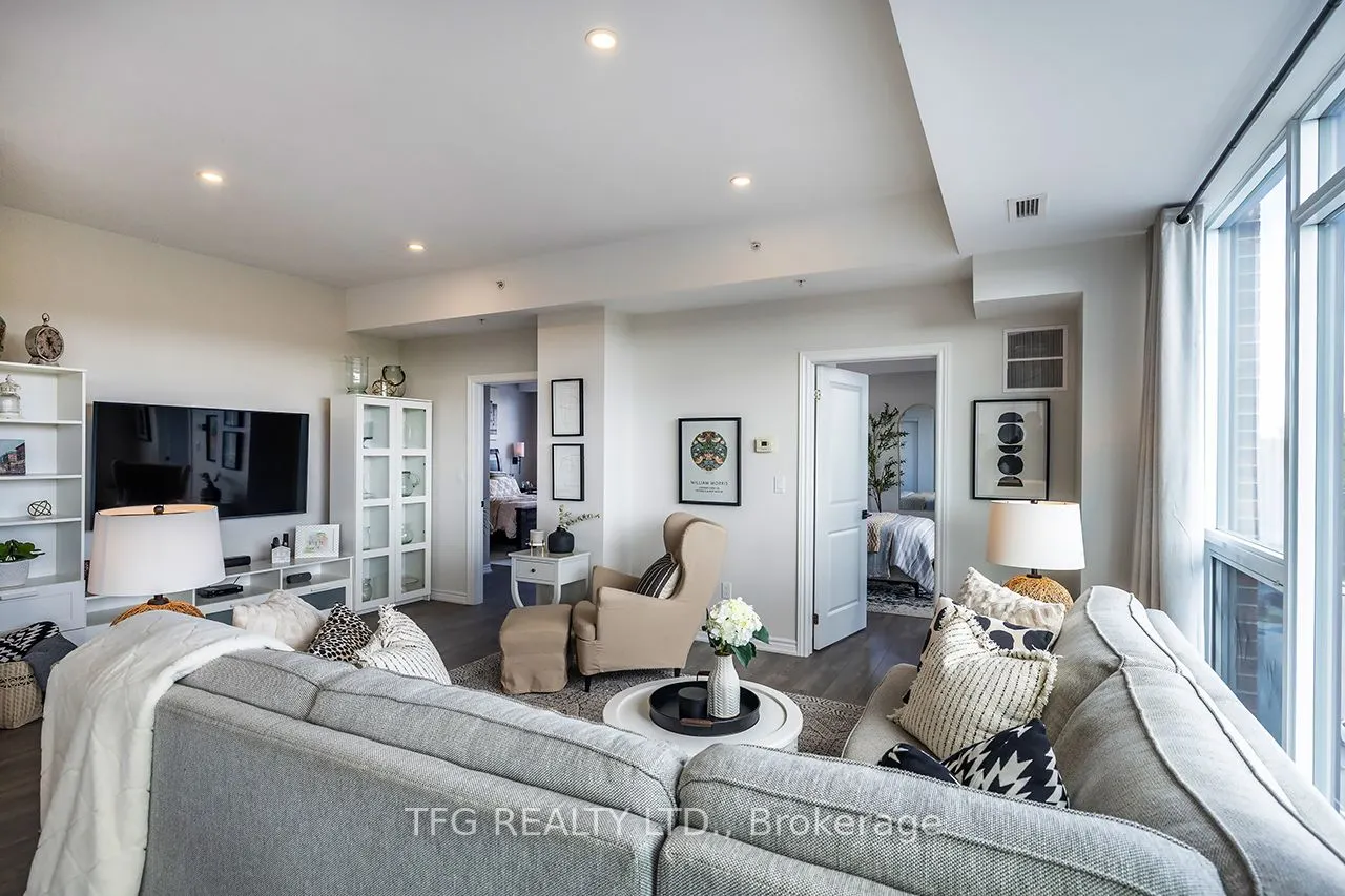 109 King Avenue East Avenue E, #504