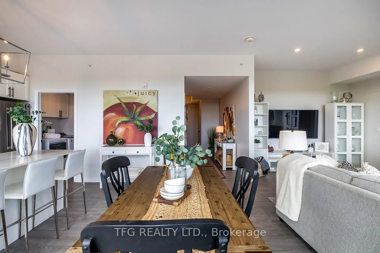 109 King Avenue East Avenue E, #504