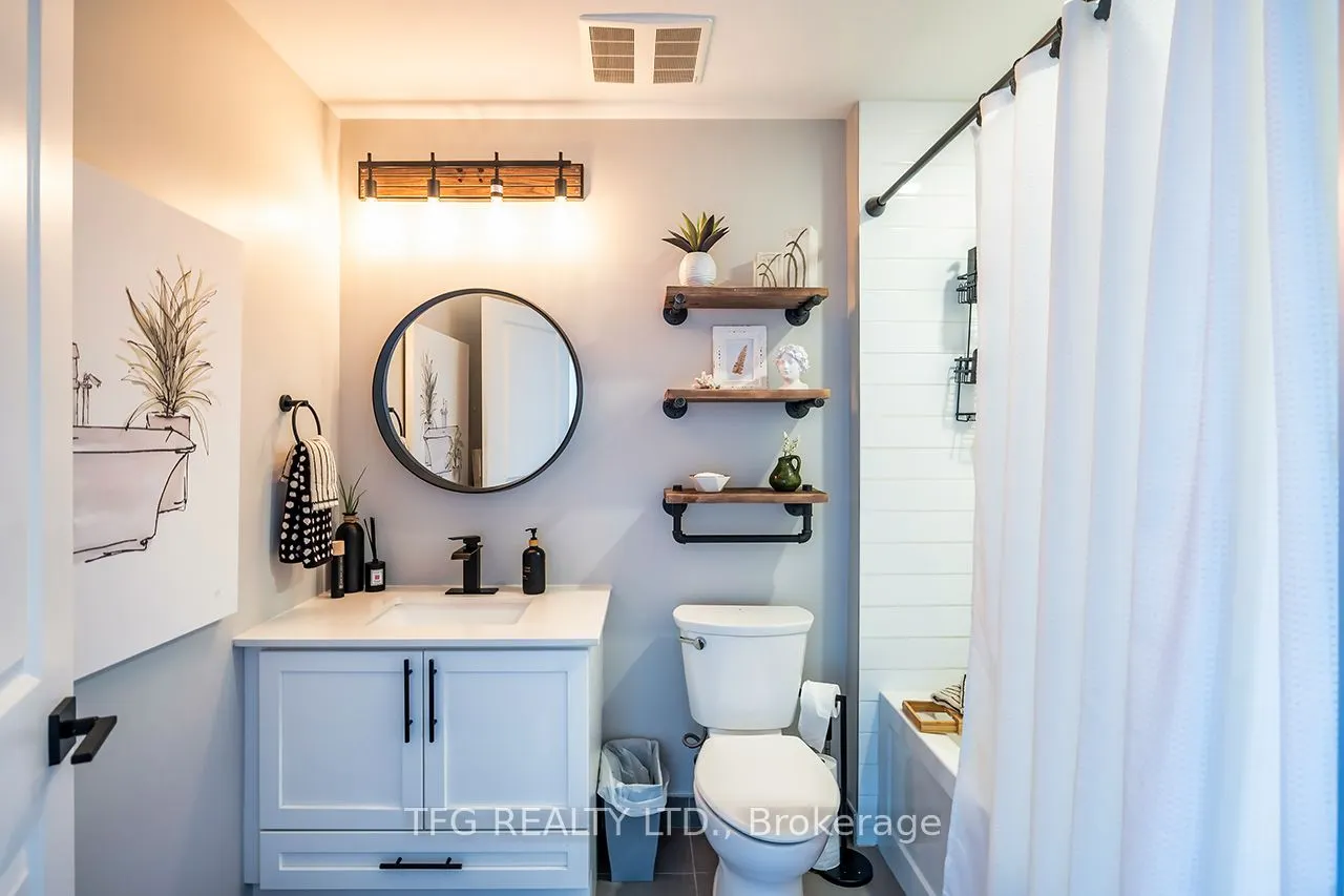 109 King Avenue East Avenue E, #504