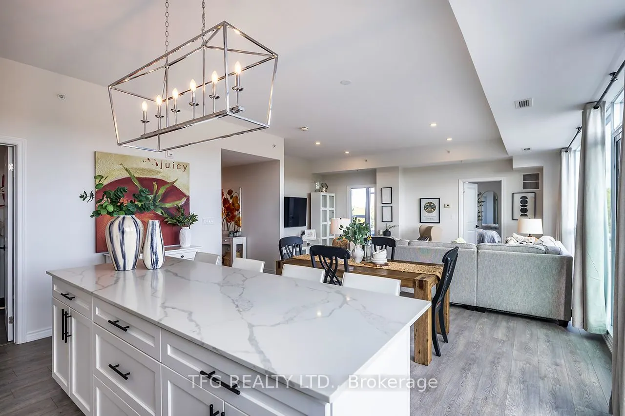 109 King Avenue East Avenue E, #504