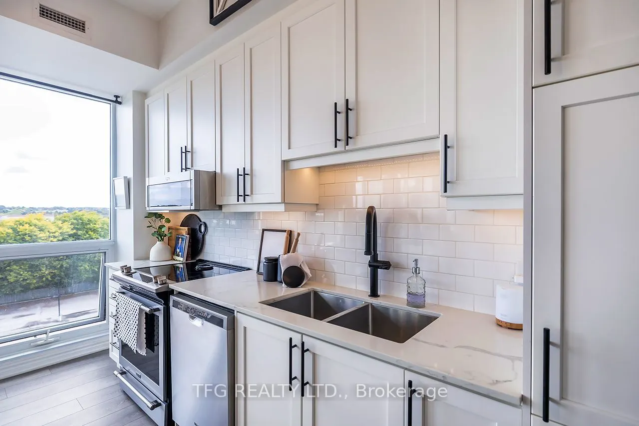 109 King Avenue East Avenue E, #504