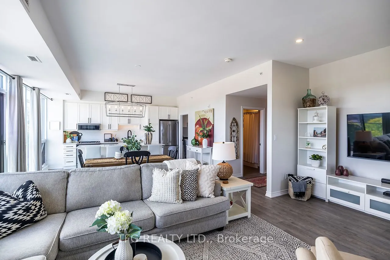 109 King Avenue East Avenue E, #504